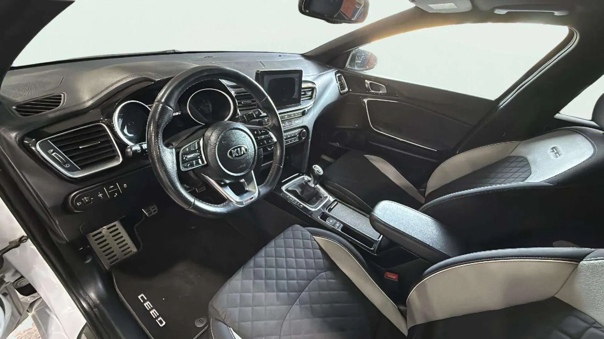 Kia Ceed Tourer 1.0 T-GDi GT Line - foto 8