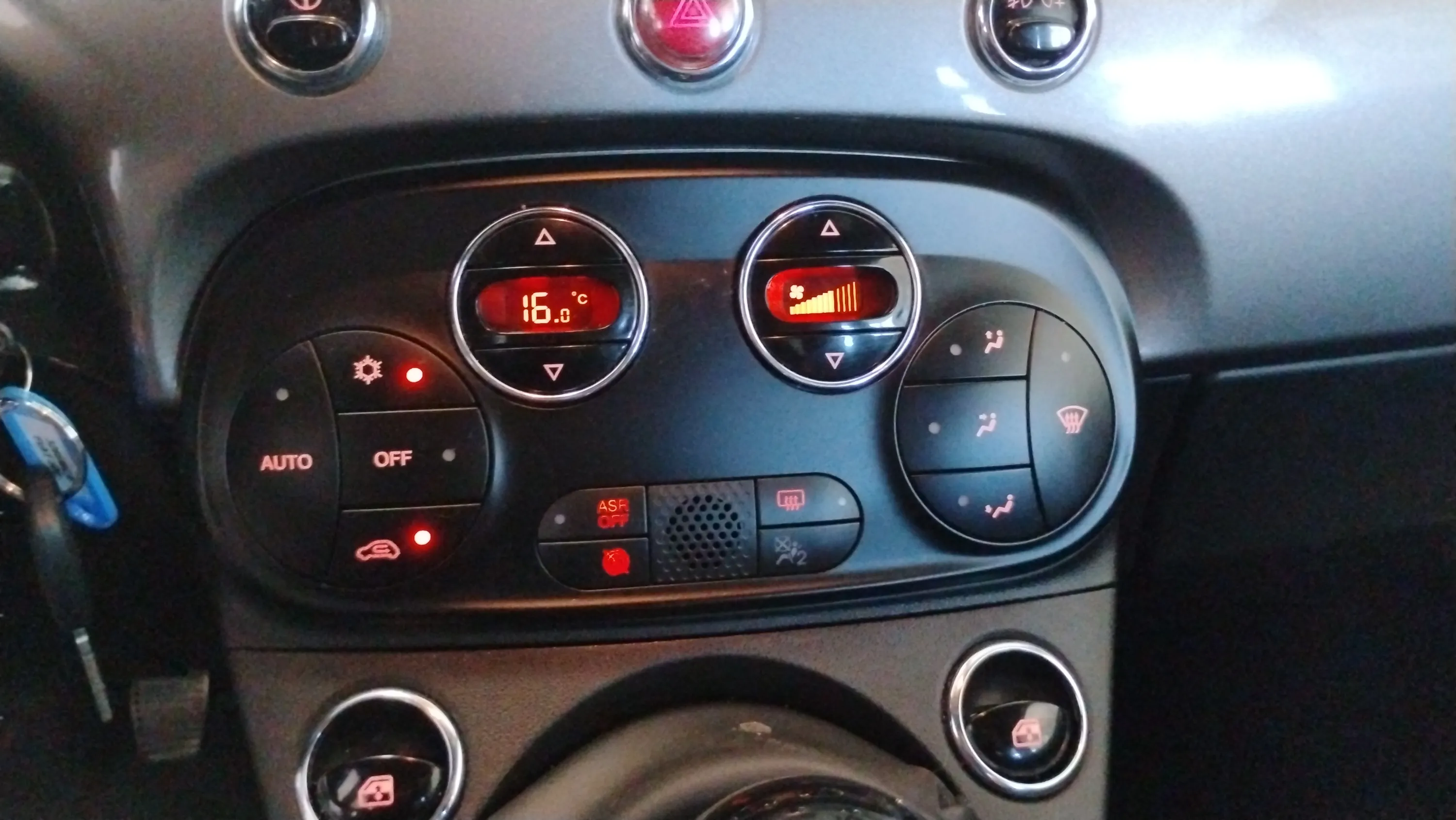 Fiat 500 Club 1.0 Hybrid - foto 18