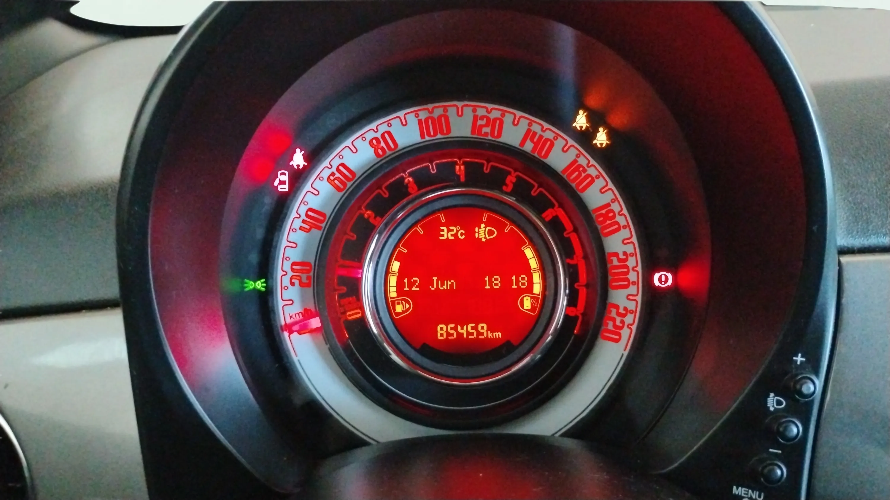 Fiat 500 Club 1.0 Hybrid - foto 12