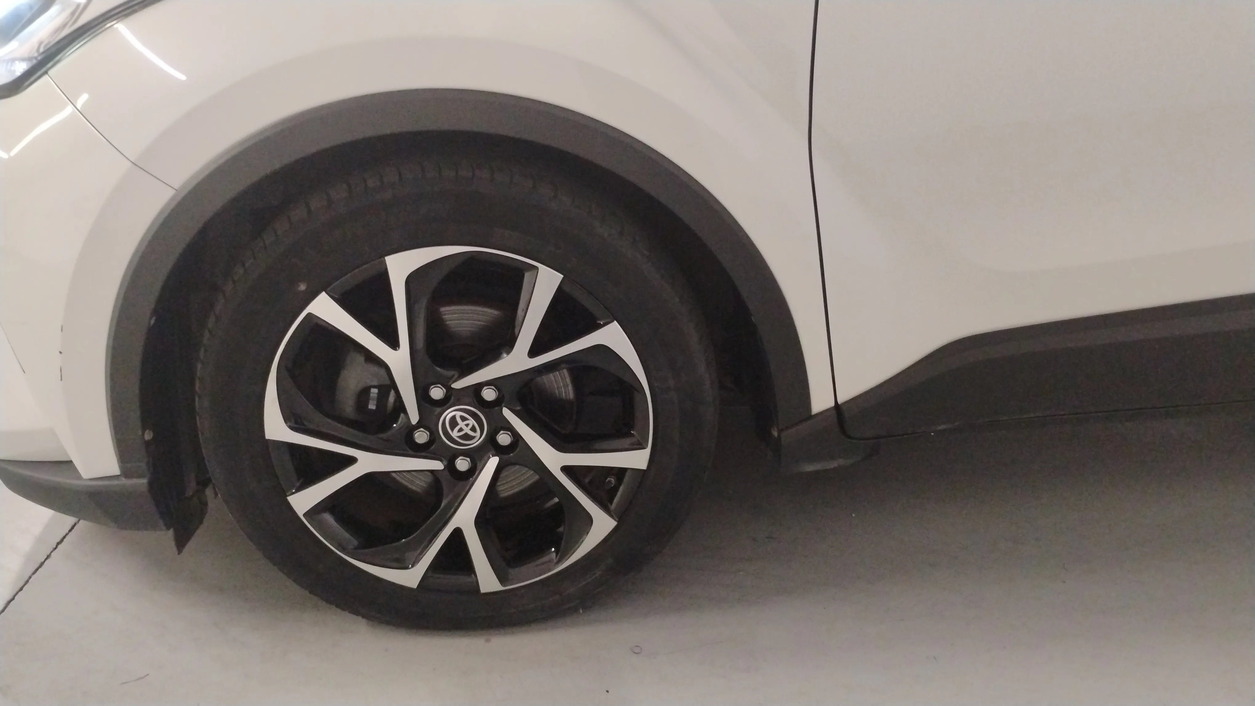 Toyota C-HR 1.8 125H Advance - foto 14