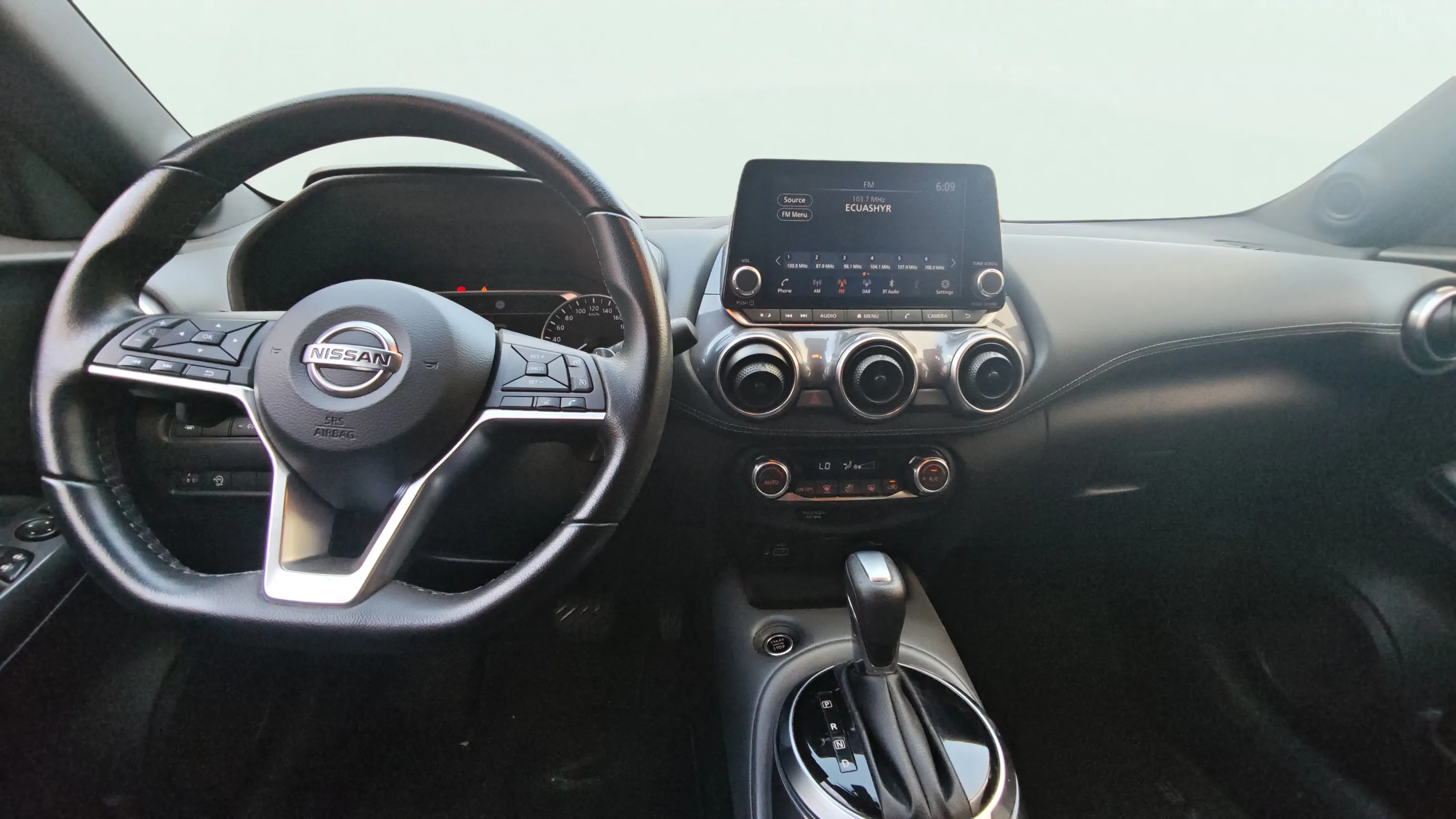 Nissan Juke DIG-T DCT N-Connecta - foto 7