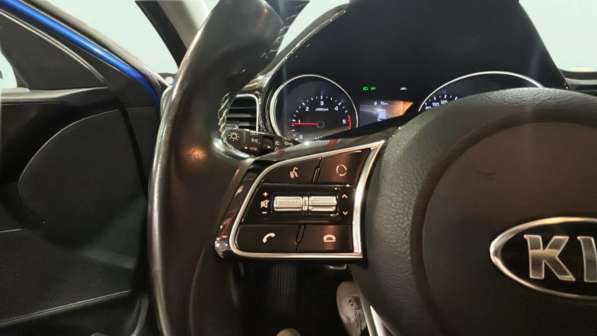 Kia Ceed 1.6 CRDi Concept - foto 17