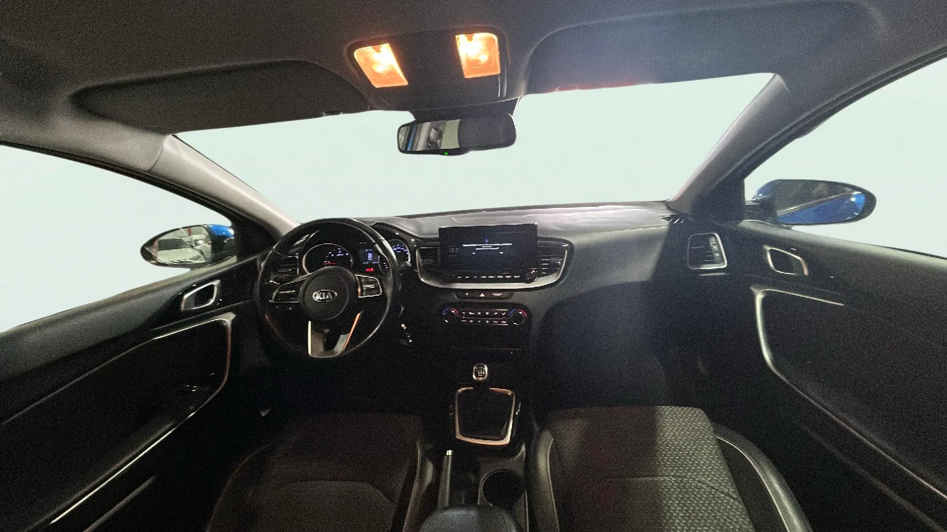 Kia Ceed 1.6 CRDi Concept - foto 9