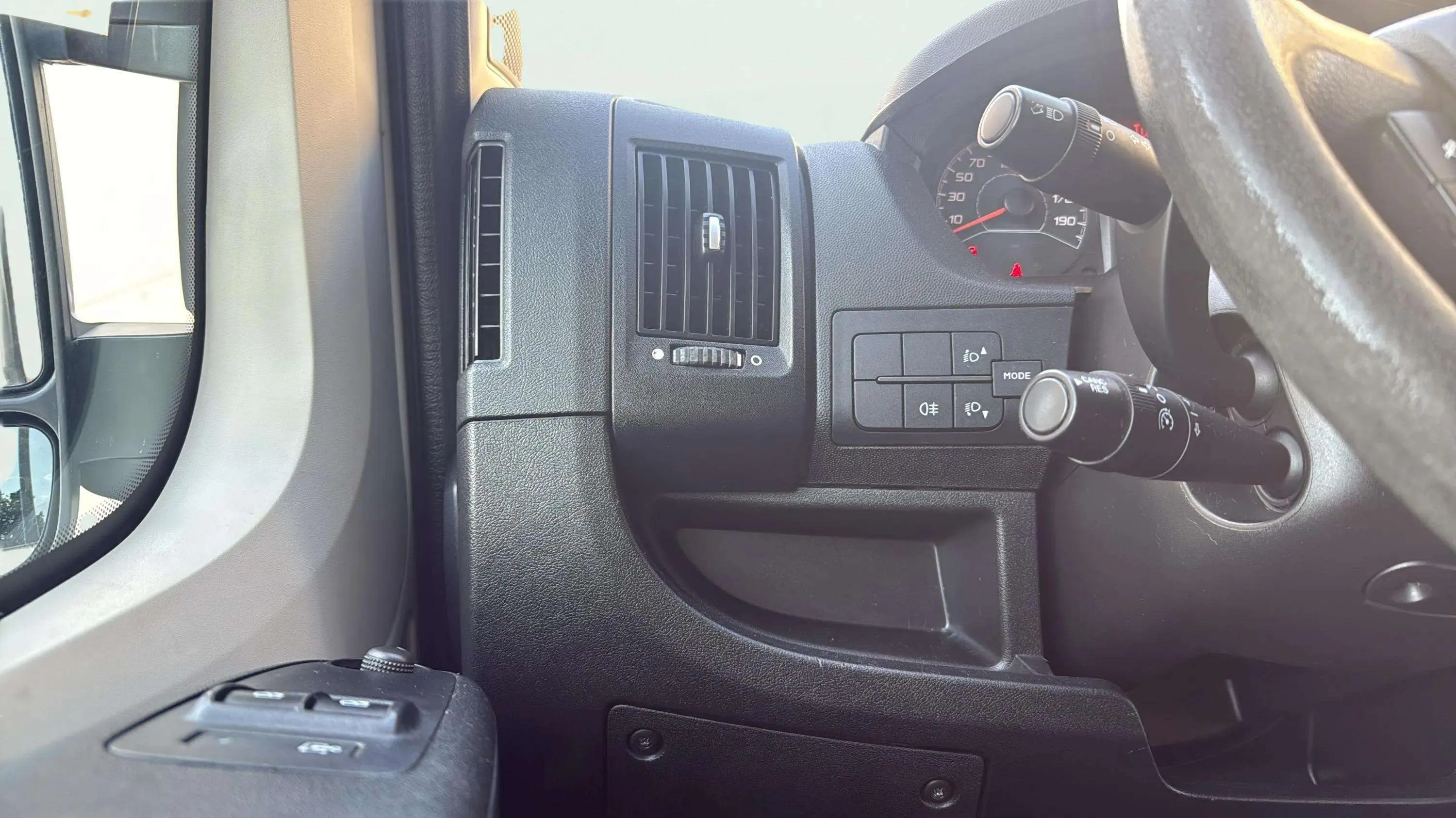 Peugeot Boxer 2.0 Diesel L2 H2 - foto 10