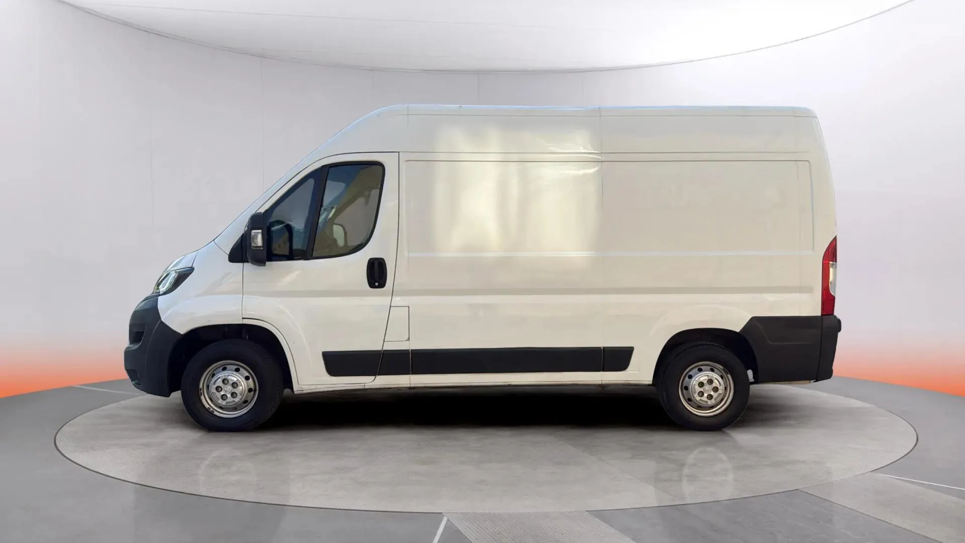 Peugeot Boxer 2.0 Diesel L2 H2 - foto 6
