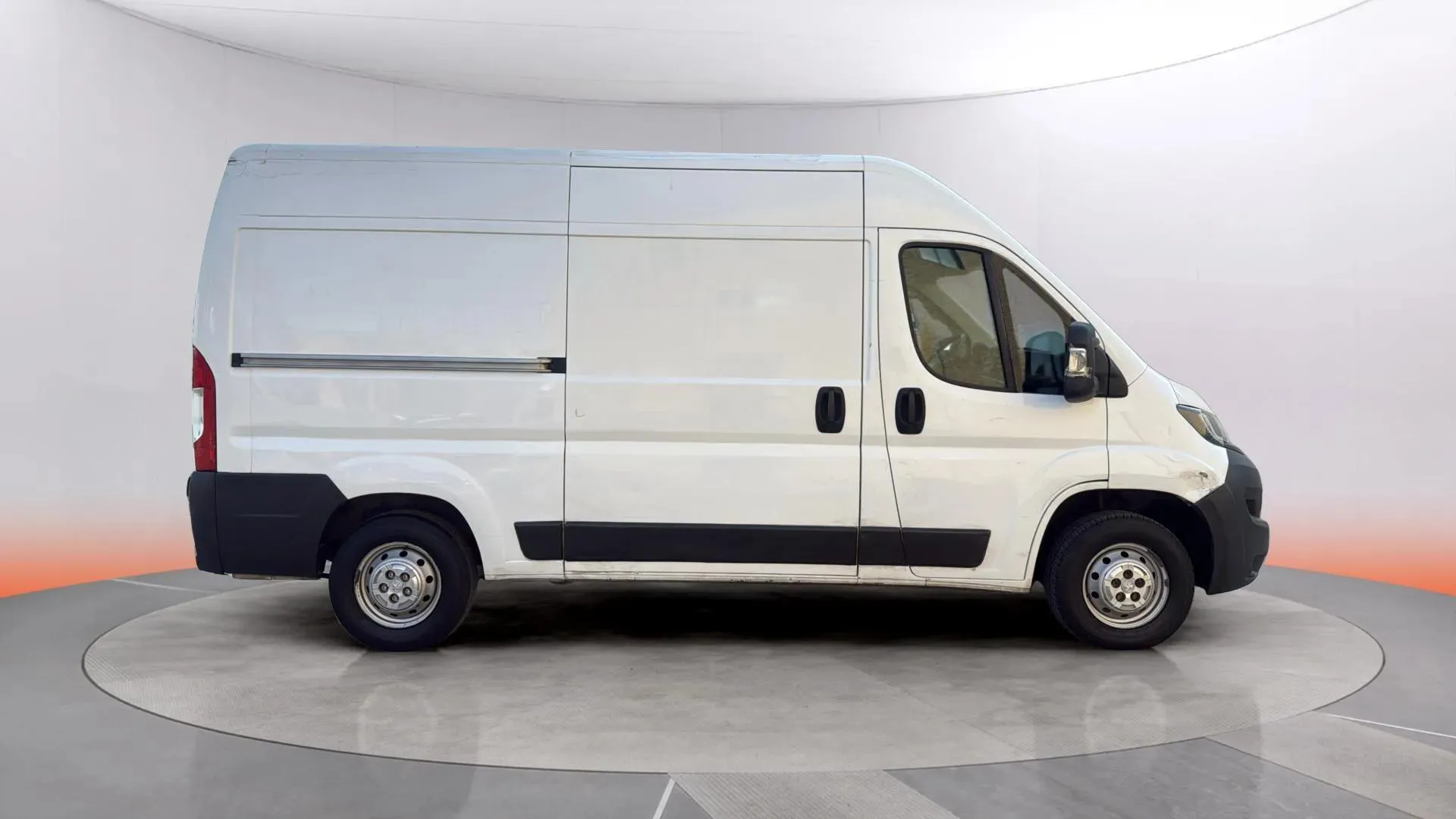 Peugeot Boxer 2.0 Diesel L2 H2 - foto 2