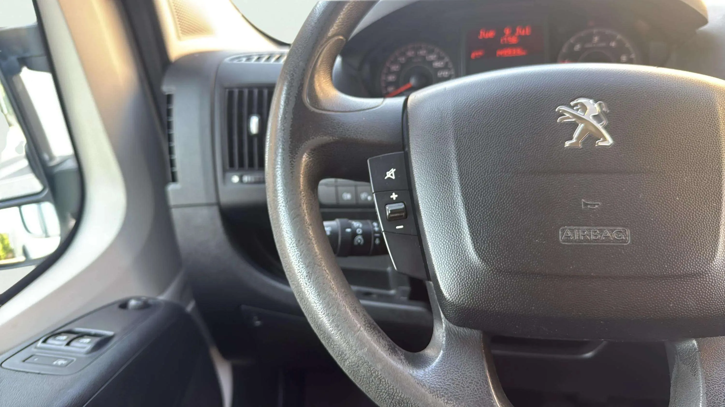 Peugeot Boxer 2.0 Diesel L2 H2 - foto 14