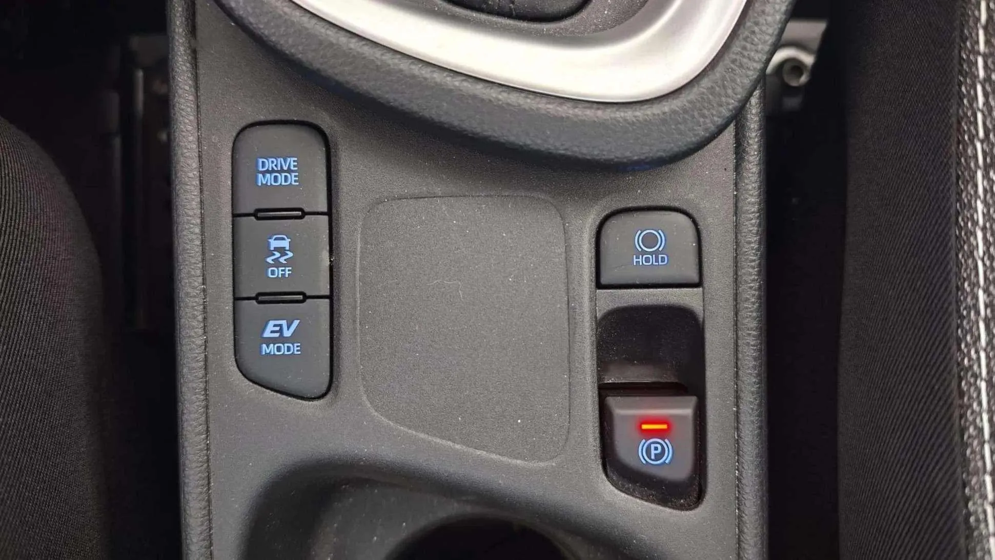 Toyota Yaris Cross 1.5 120H Style - foto 23