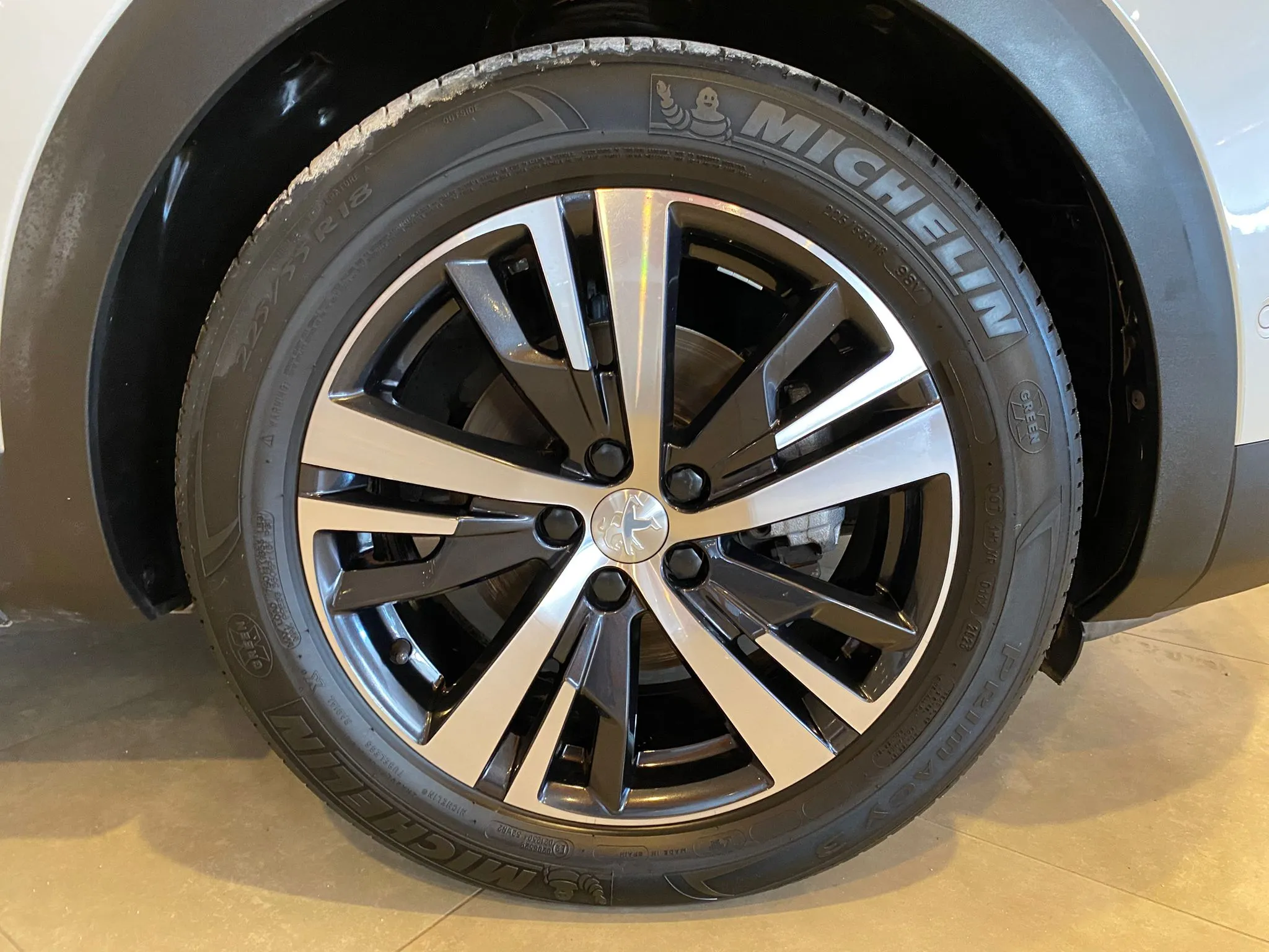 Peugeot 3008 1.6 THP GT Line - foto 27