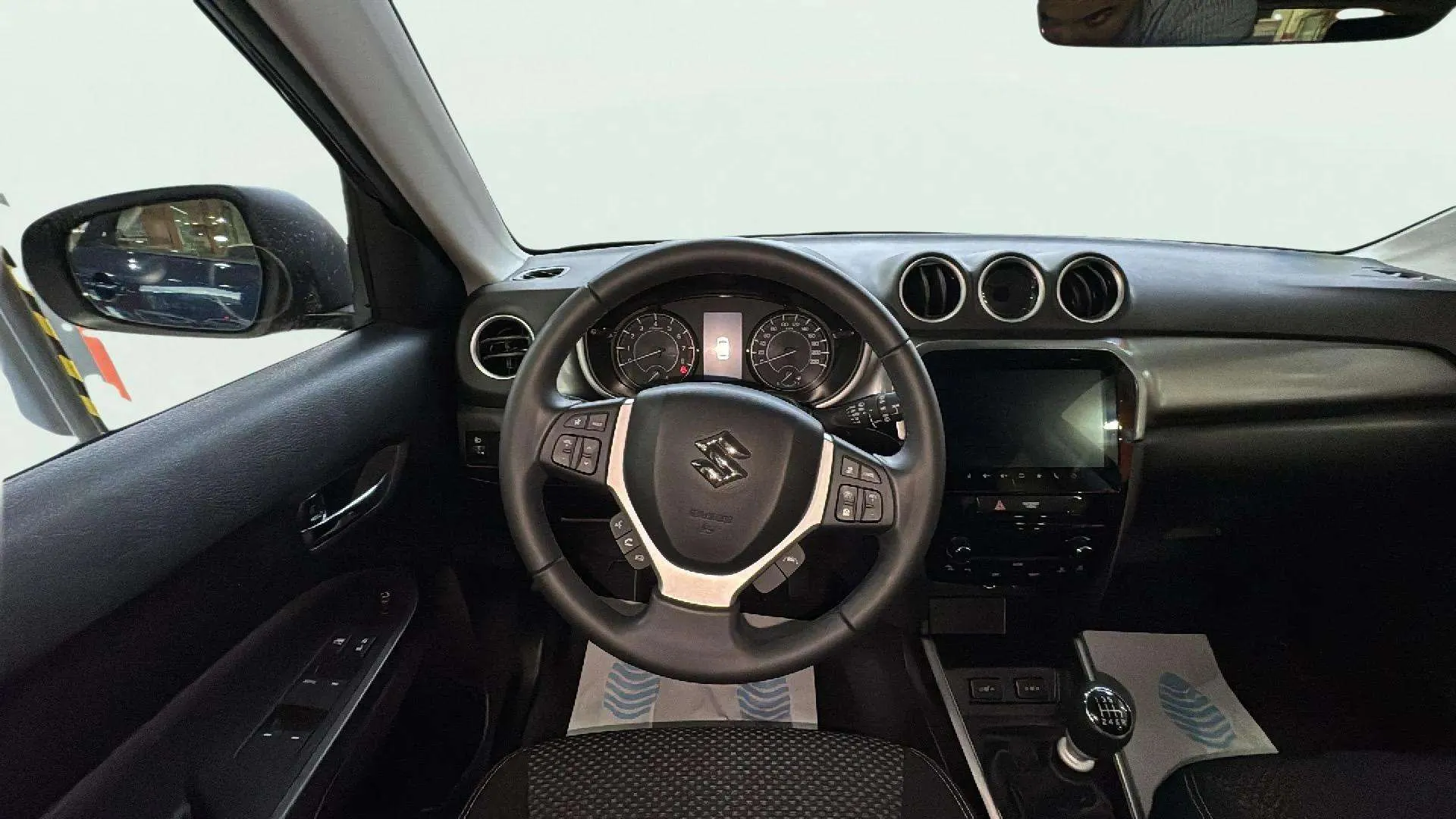 Suzuki Vitara 1.4 T S2 Mild Hybrid - foto 10
