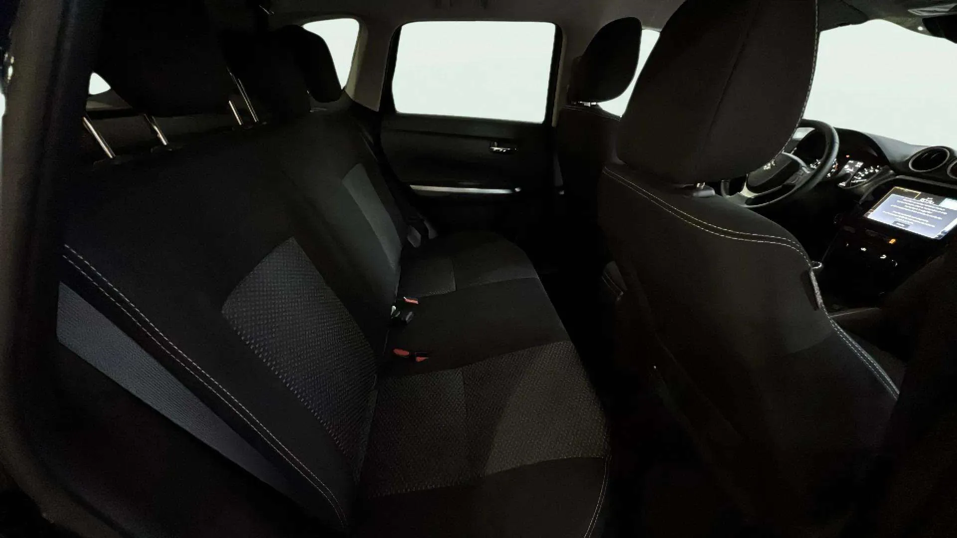 Suzuki Vitara 1.4 T S2 Mild Hybrid - foto 17
