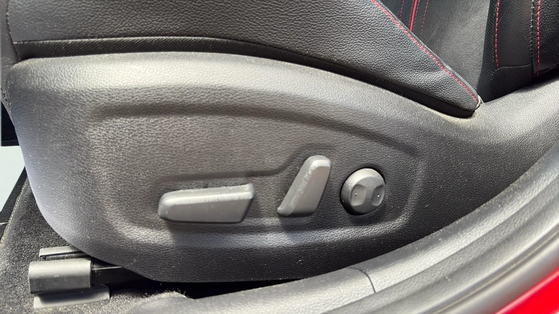 Kia Ceed 1.6 T-GDi GT - foto 20