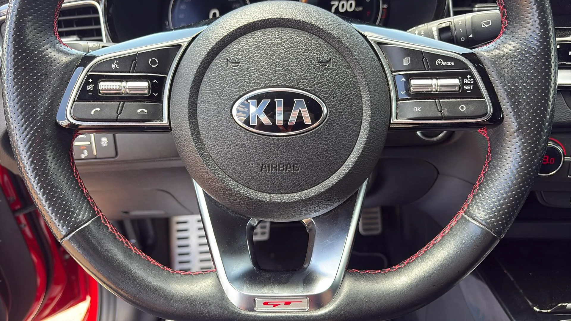 Kia Ceed 1.6 T-GDi GT - foto 10