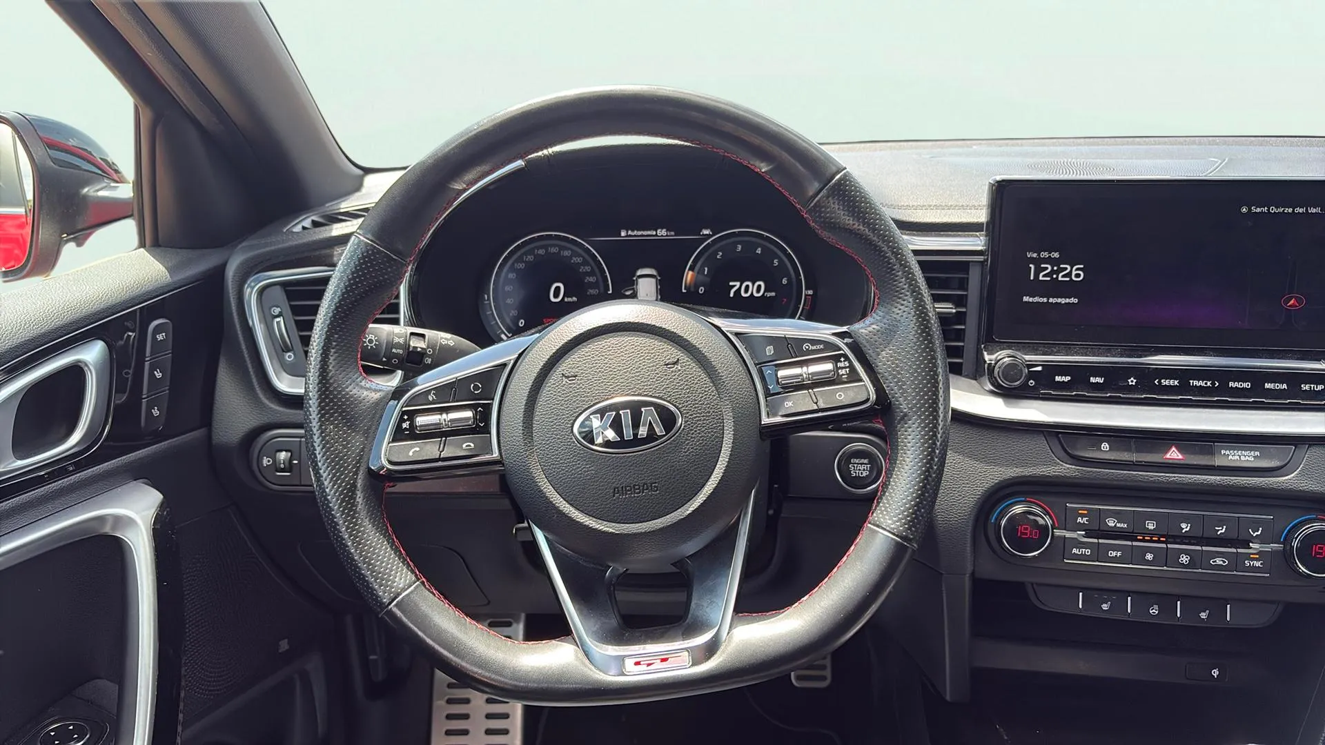 Kia Ceed 1.6 T-GDi GT - foto 9