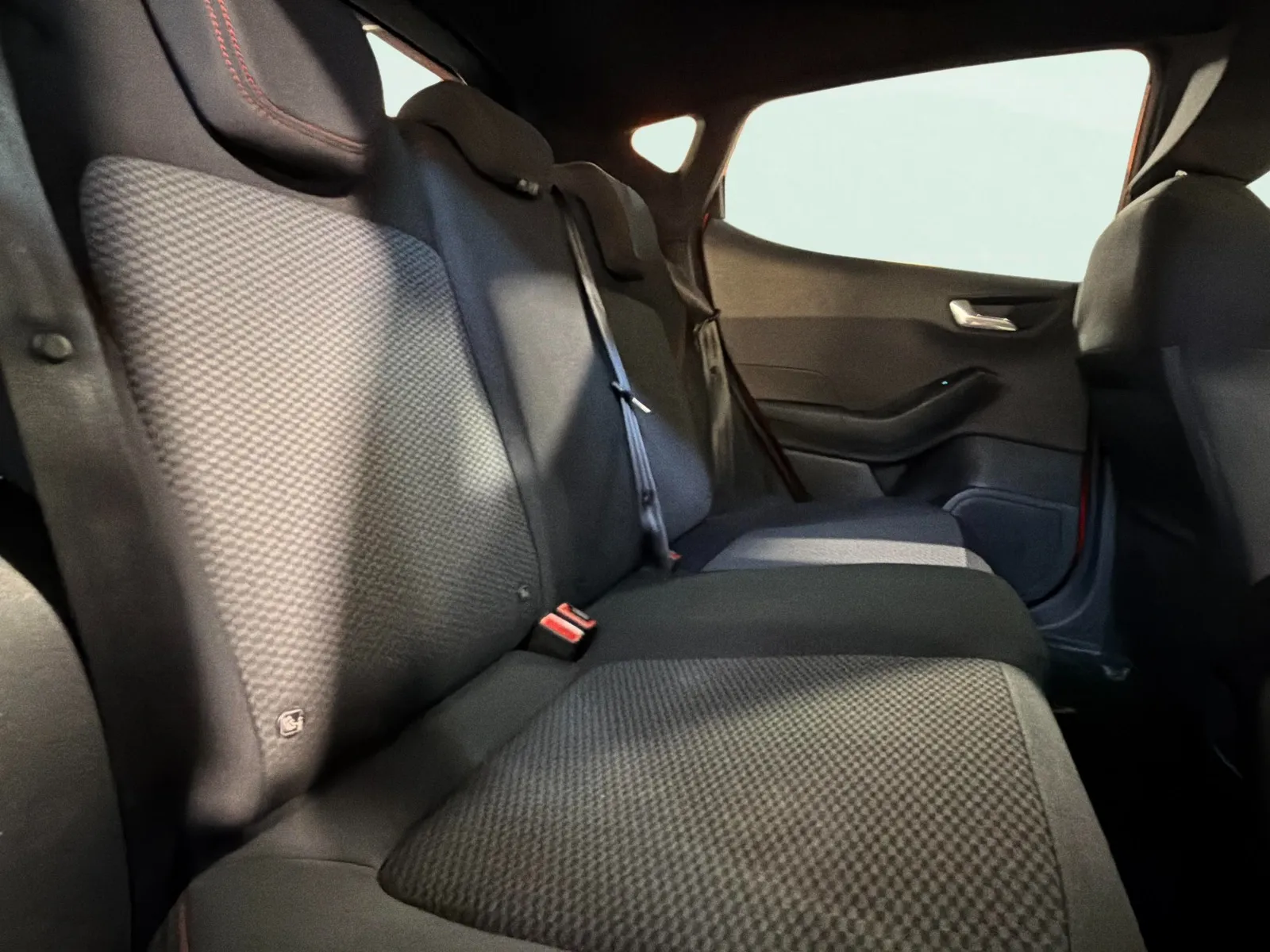 Ford Fiesta 1.0 EcoBoost ST-Line - foto 16
