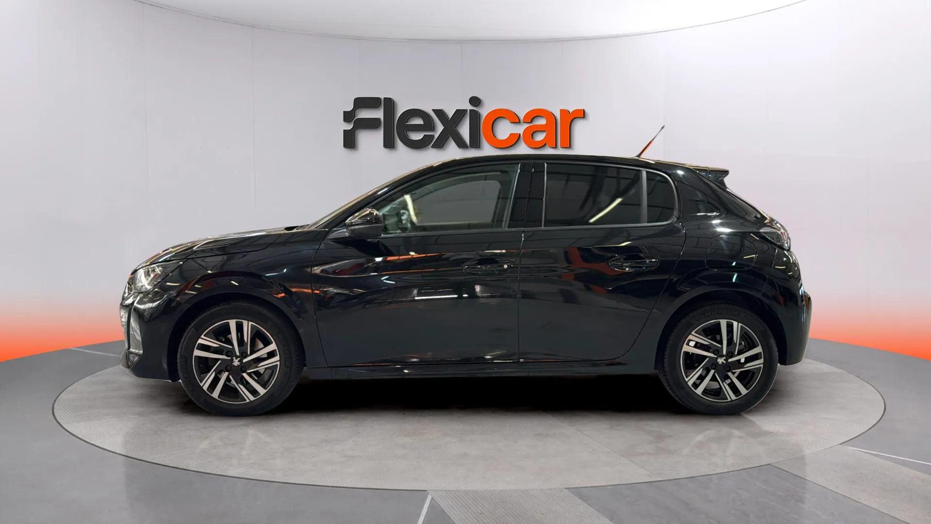 Peugeot 208 PureTech Allure - foto 4
