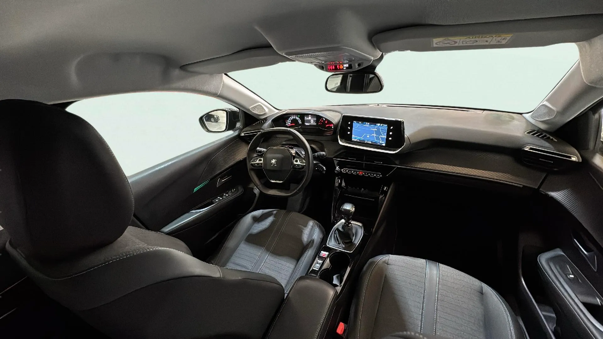 Peugeot 208 PureTech Allure - foto 11