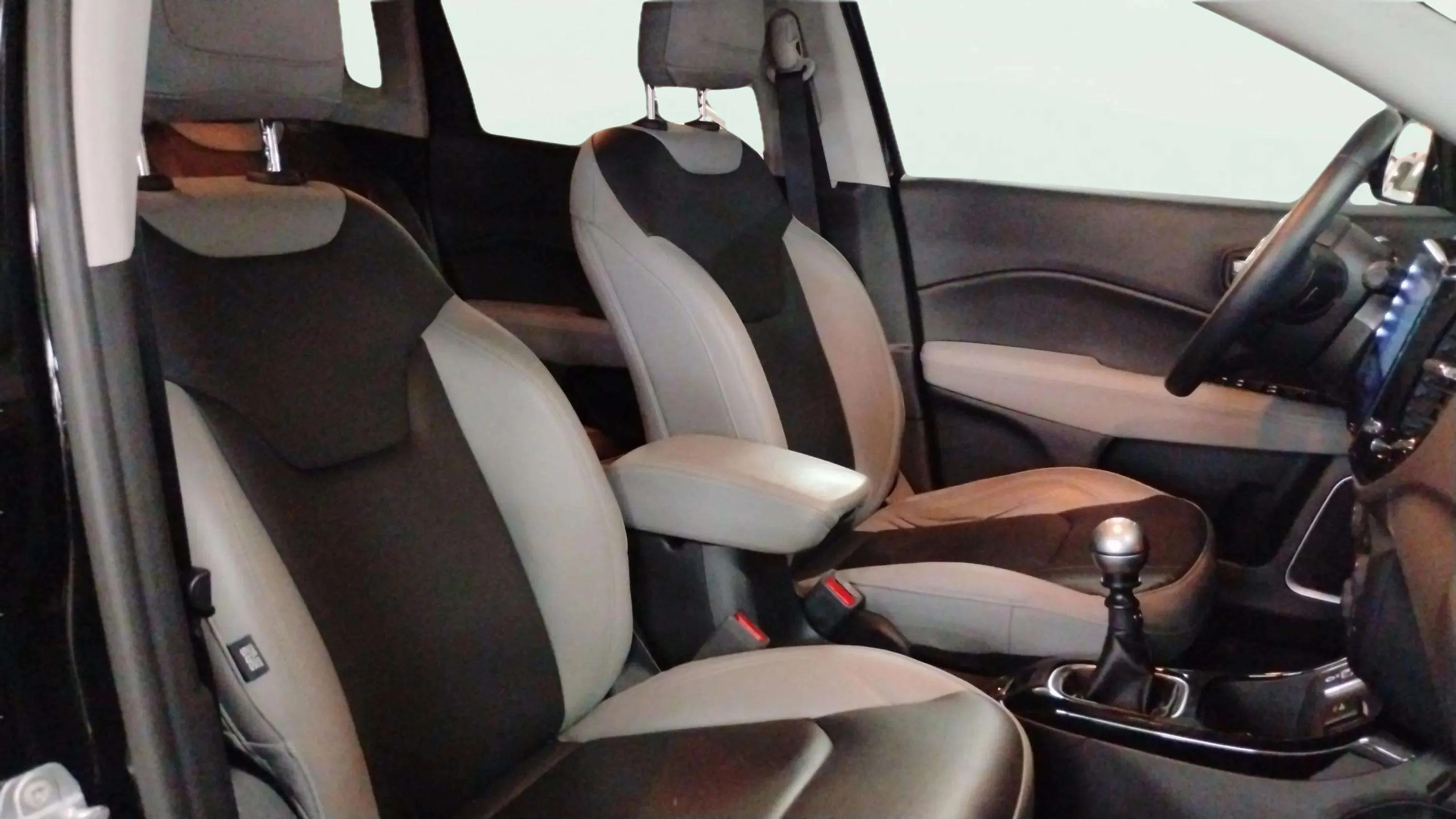 Jeep Compass 1.6 Mjet Limited 4x2 - foto 22
