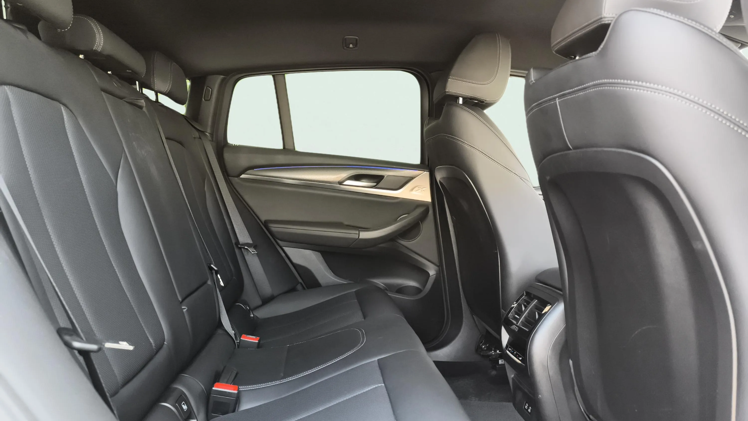 BMW X4 xDrive20d xLine - foto 16