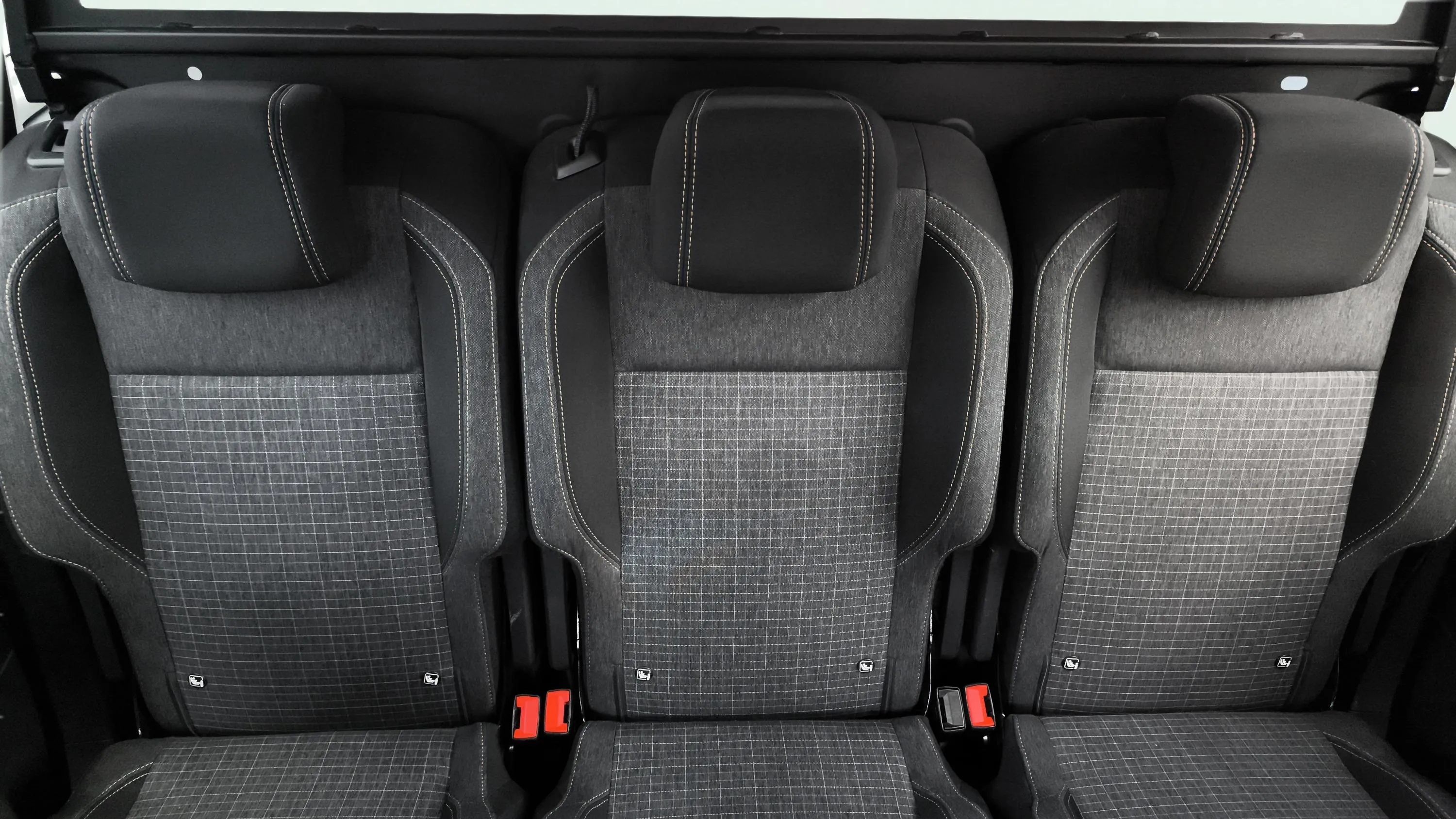 Peugeot Rifter GT BlueHDi 130 - foto 15