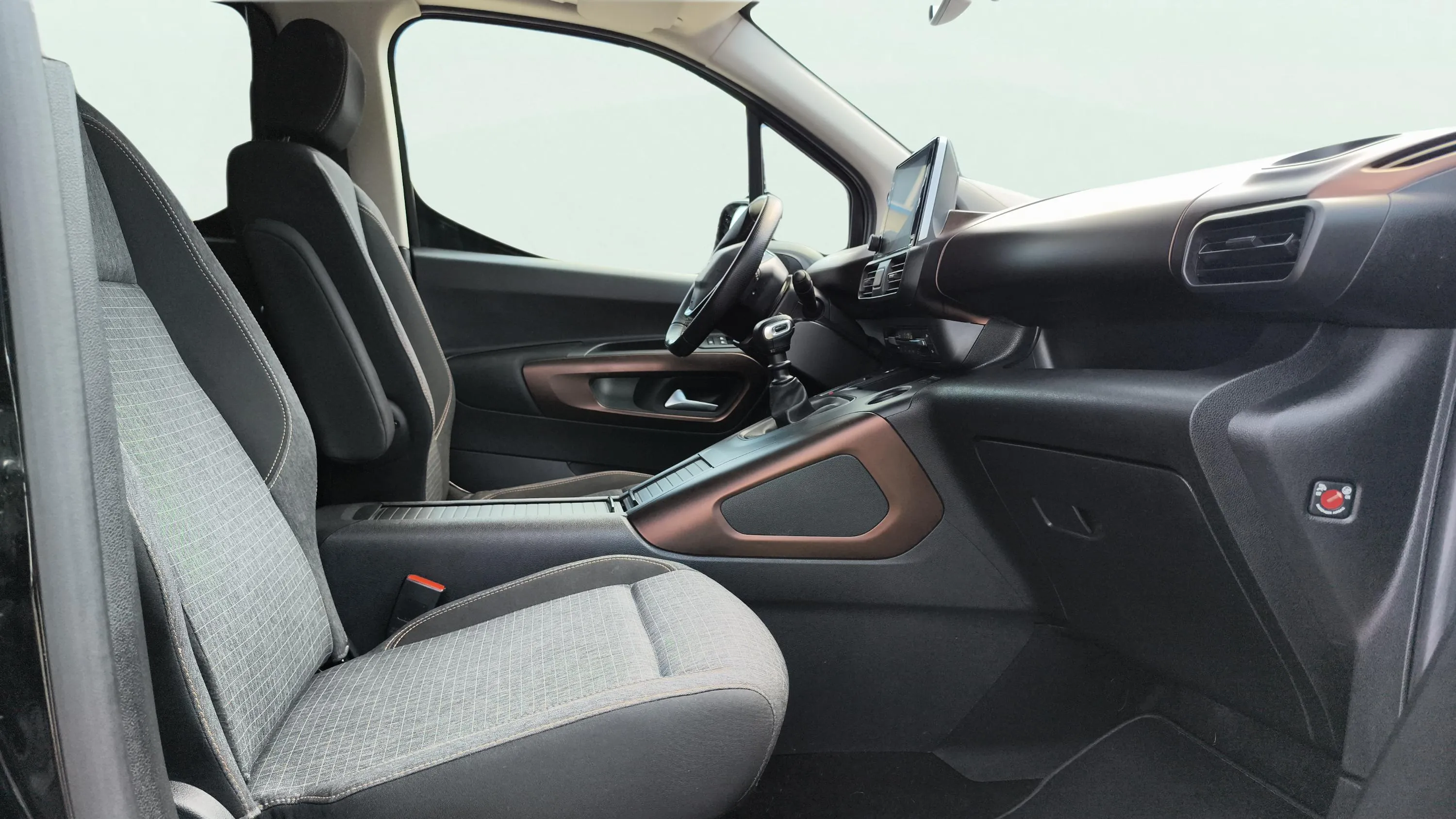 Peugeot Rifter GT BlueHDi 130 - foto 13