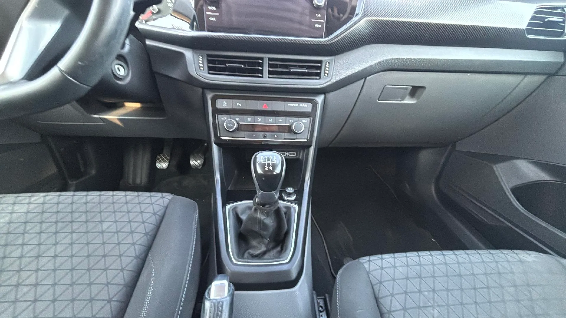 Volkswagen T-Cross Advance 1.0 TSI - foto 9