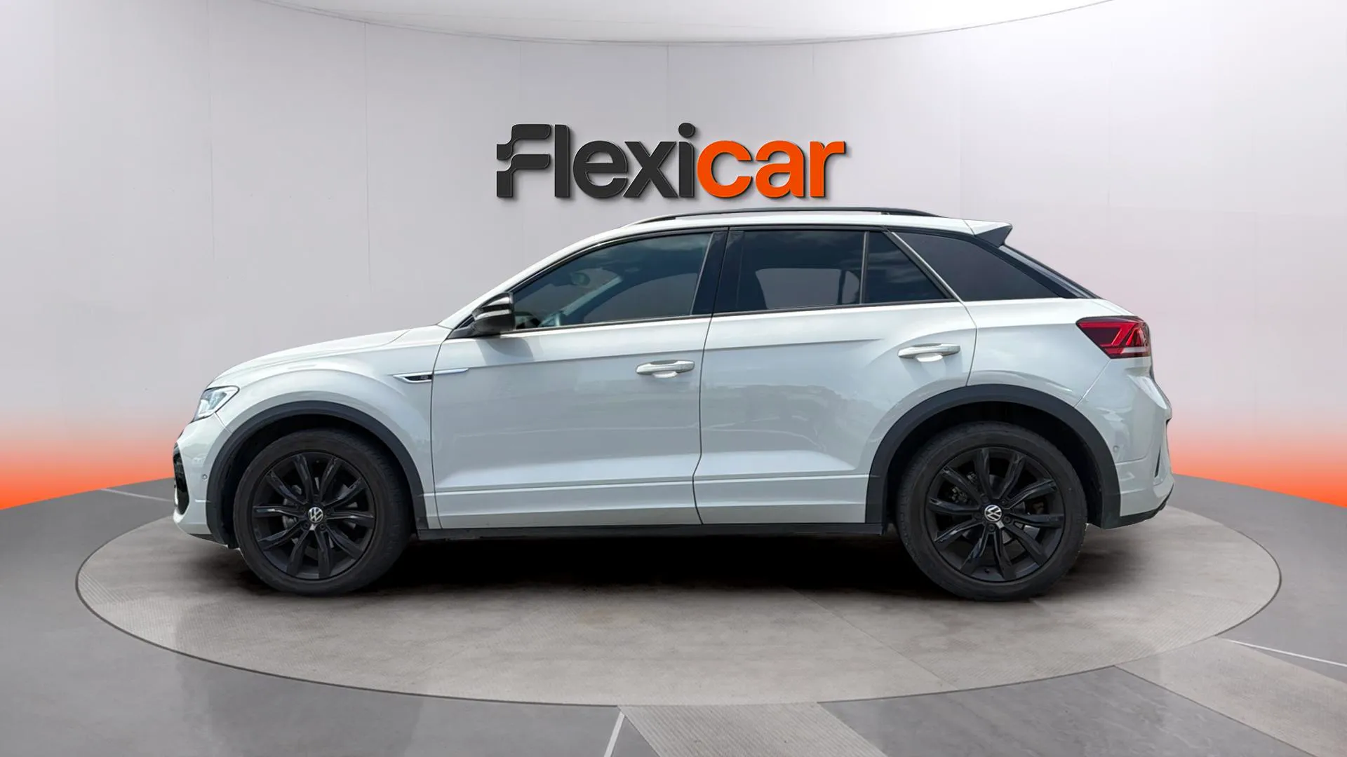 Volkswagen T-Roc R-Line 1.5 TSI DSG - foto 4