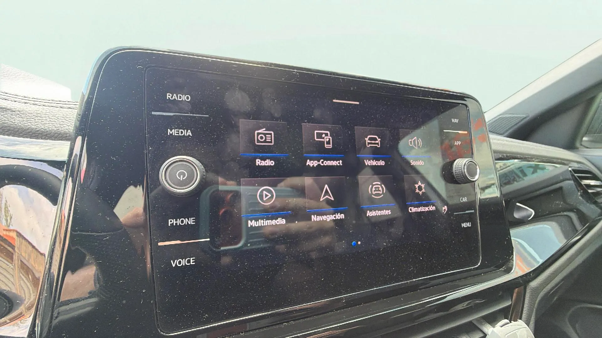 Volkswagen T-Roc R-Line 1.5 TSI DSG - foto 12