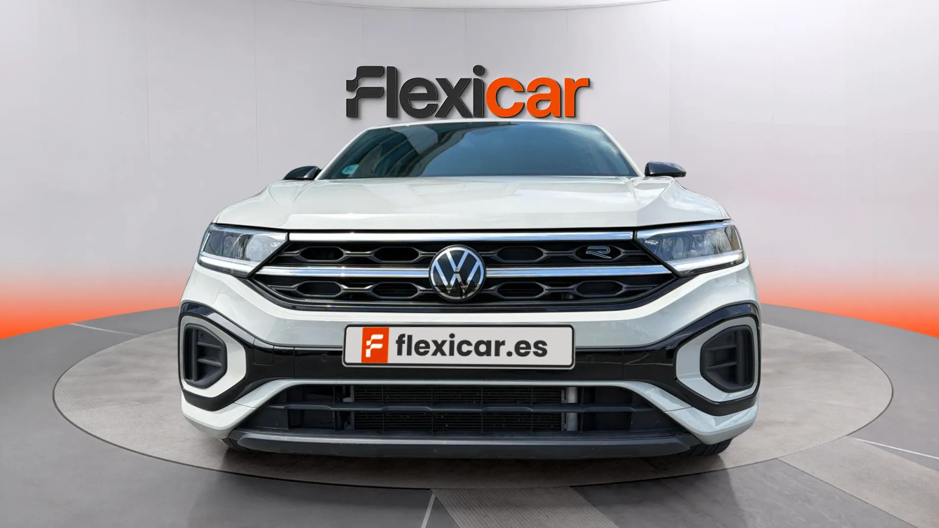Volkswagen T-Roc R-Line 1.5 TSI DSG - foto 2