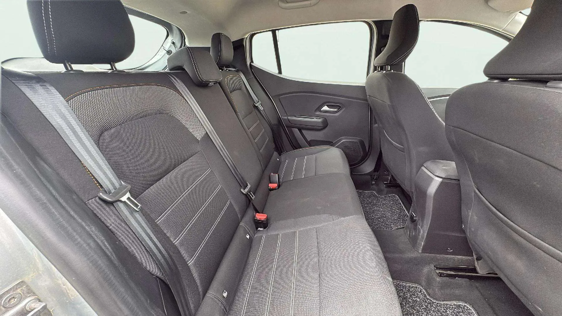 Dacia Sandero Stepway Comfort TCe - foto 15