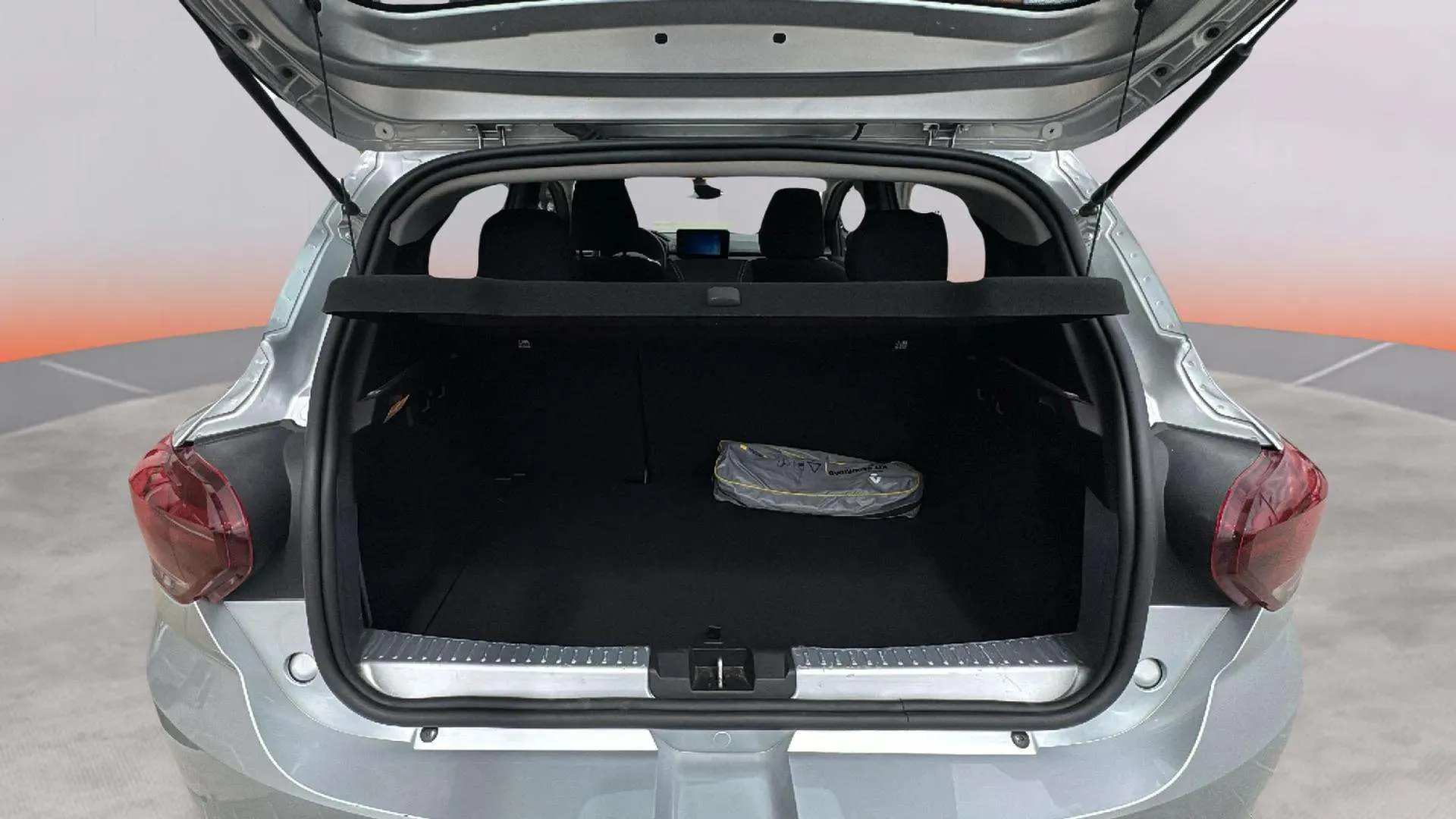 Dacia Sandero Stepway Comfort TCe - foto 9