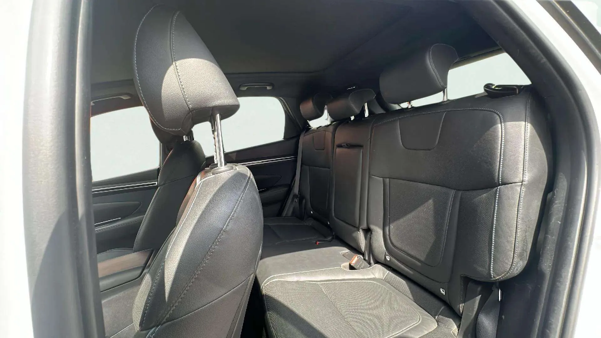 Hyundai Tucson 1.6 T-GDi PHEV Maxx 4x4 - foto 16