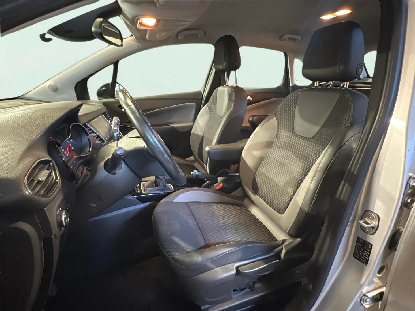 Opel Crossland 1.2 Innovation - foto 13
