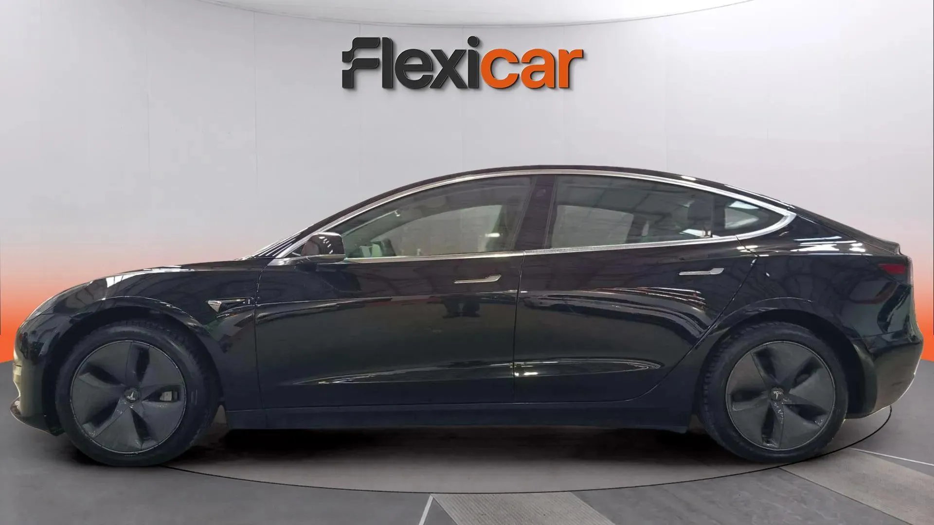 Tesla Model 3 Estándar Plus RWD - foto 4