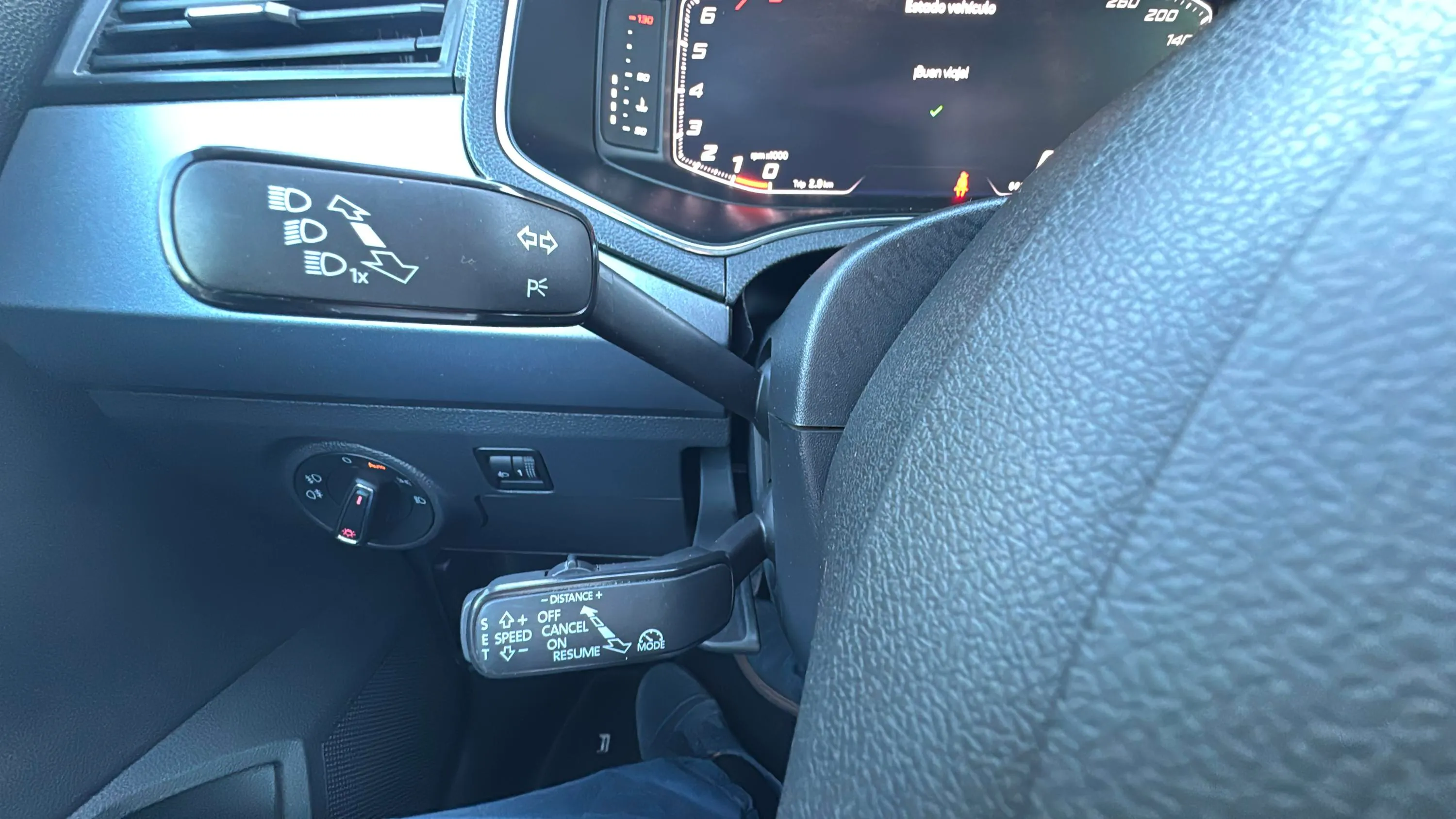 SEAT Arona 1.0 TSI Xcellence - foto 17