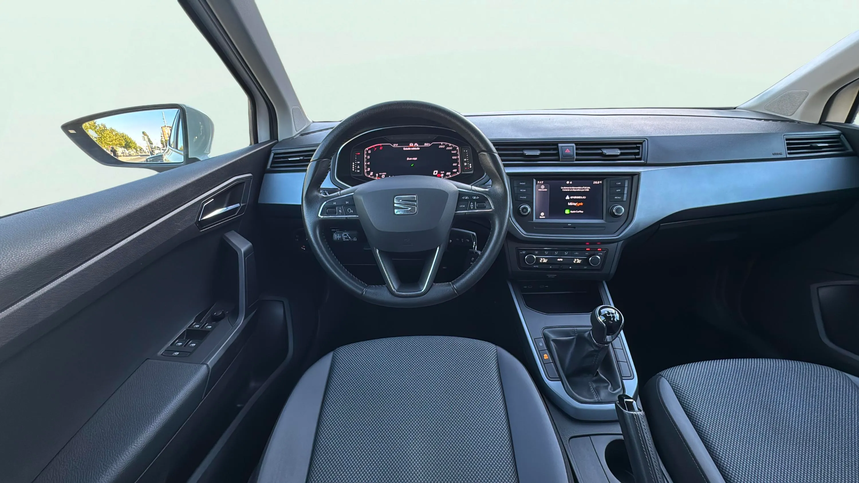 SEAT Arona 1.0 TSI Xcellence - foto 11