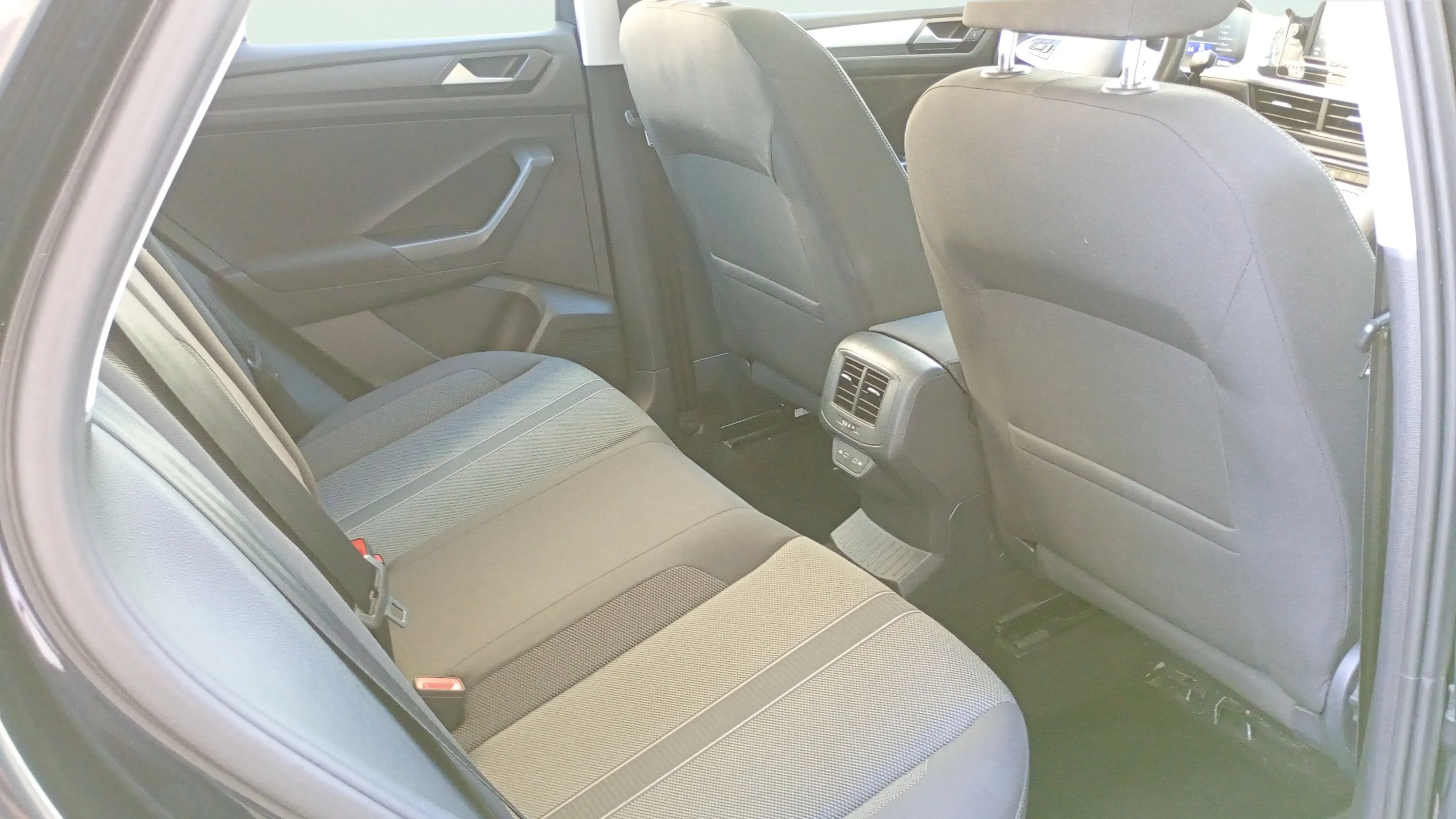 Volkswagen T-Roc Cabrio Style 1.5 TSI DSG - foto 24