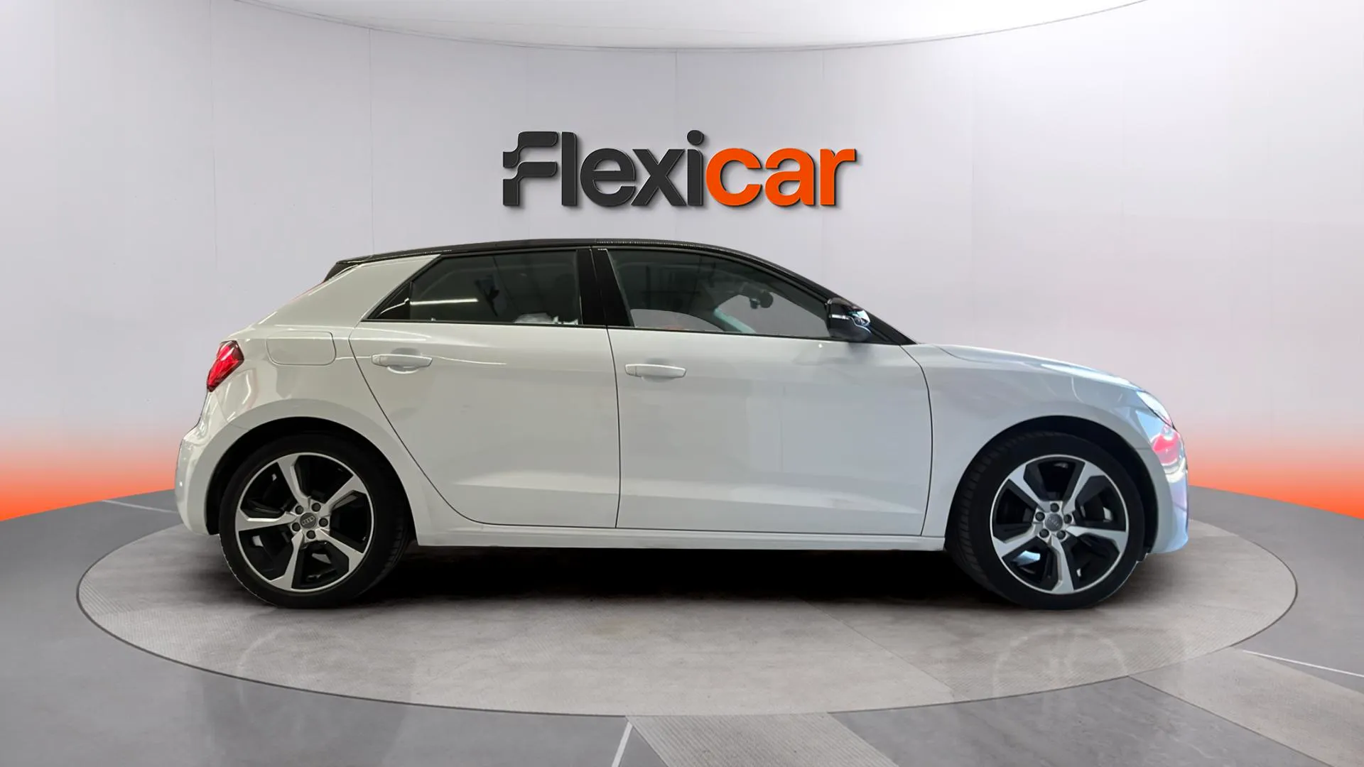 Audi A1 Sportback 25 TFSI - foto 8