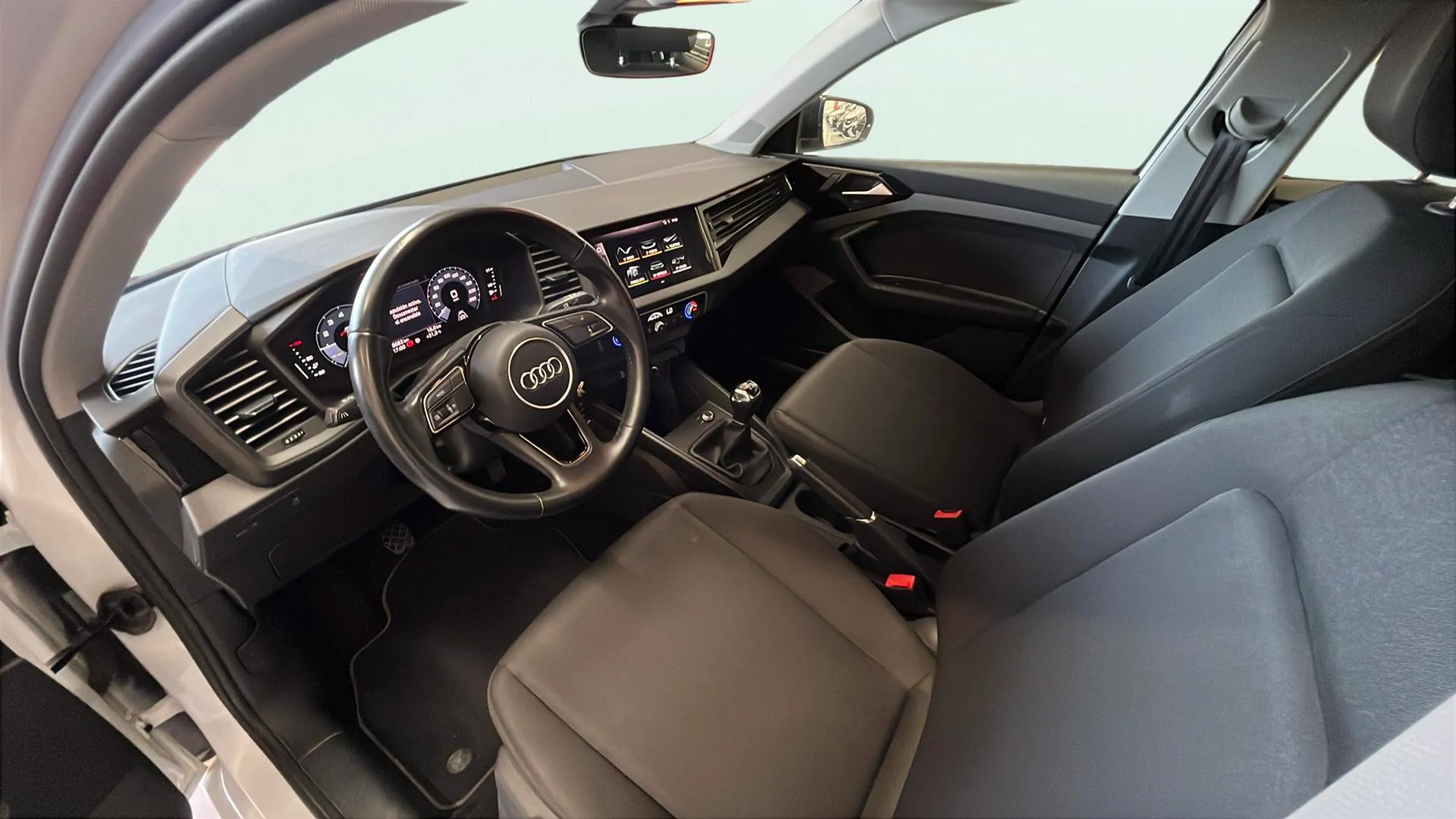 Audi A1 Sportback 25 TFSI - foto 13