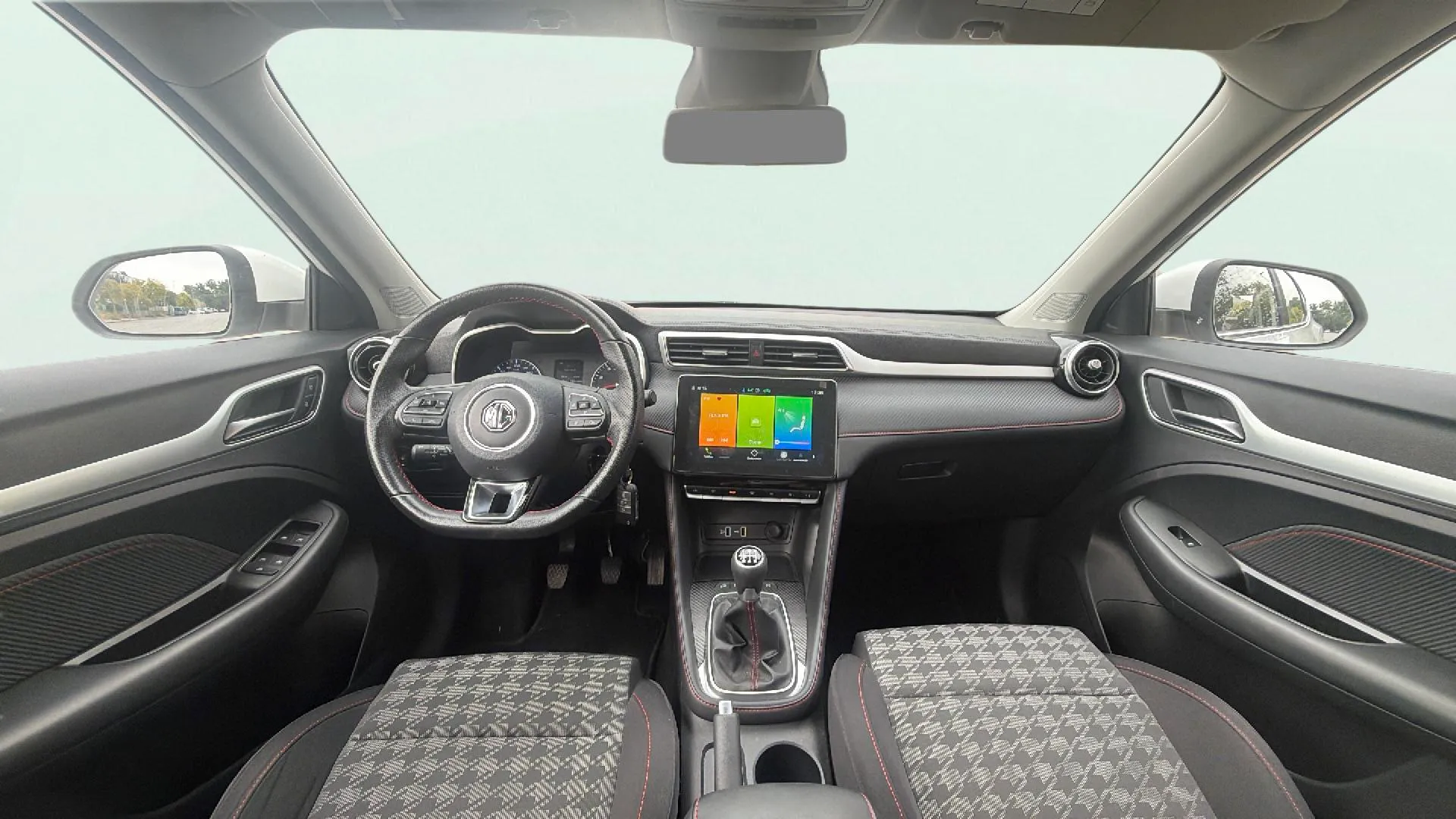 MG ZS 1.0T Luxury - foto 10