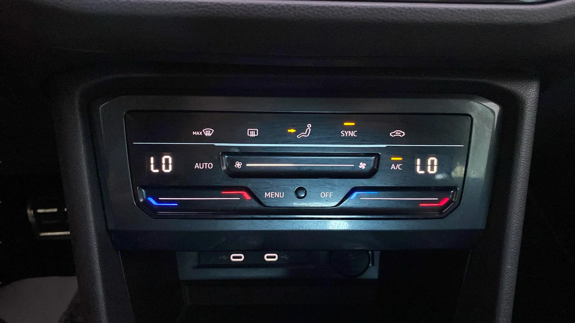 Volkswagen Tiguan R-Line 2.0 TDI DSG - foto 24