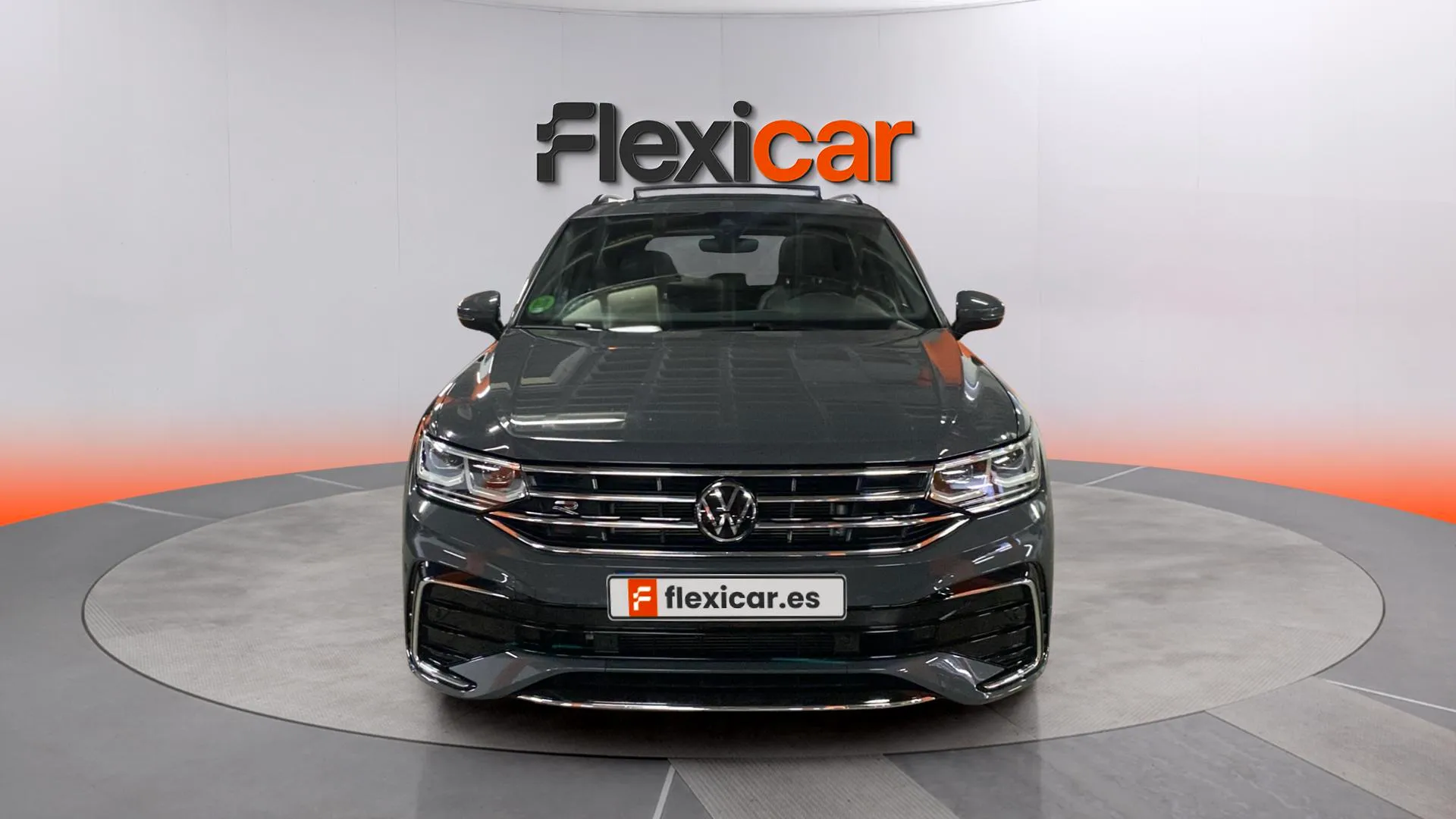 Volkswagen Tiguan R-Line 2.0 TDI DSG - foto 3