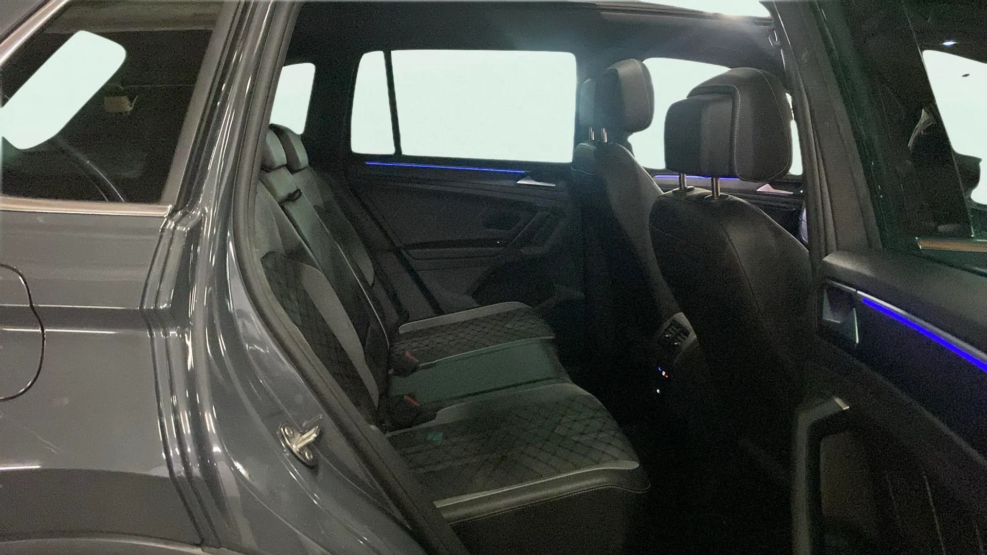 Volkswagen Tiguan R-Line 2.0 TDI DSG - foto 28