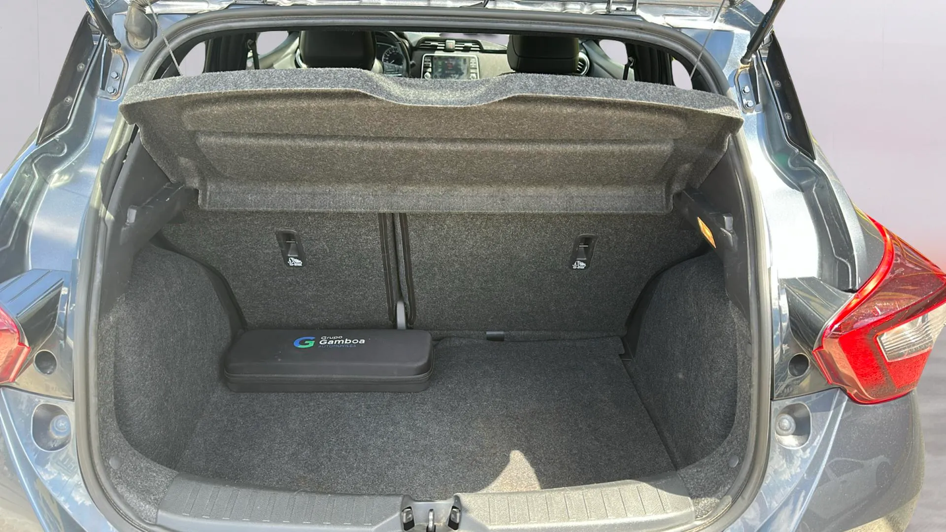 Nissan Micra DIG-T E6D N-Sport - foto 12
