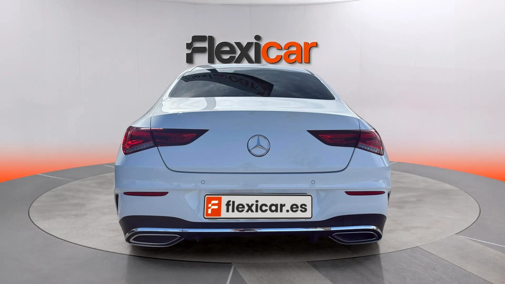 Mercedes-Benz CLA 180 - foto 6