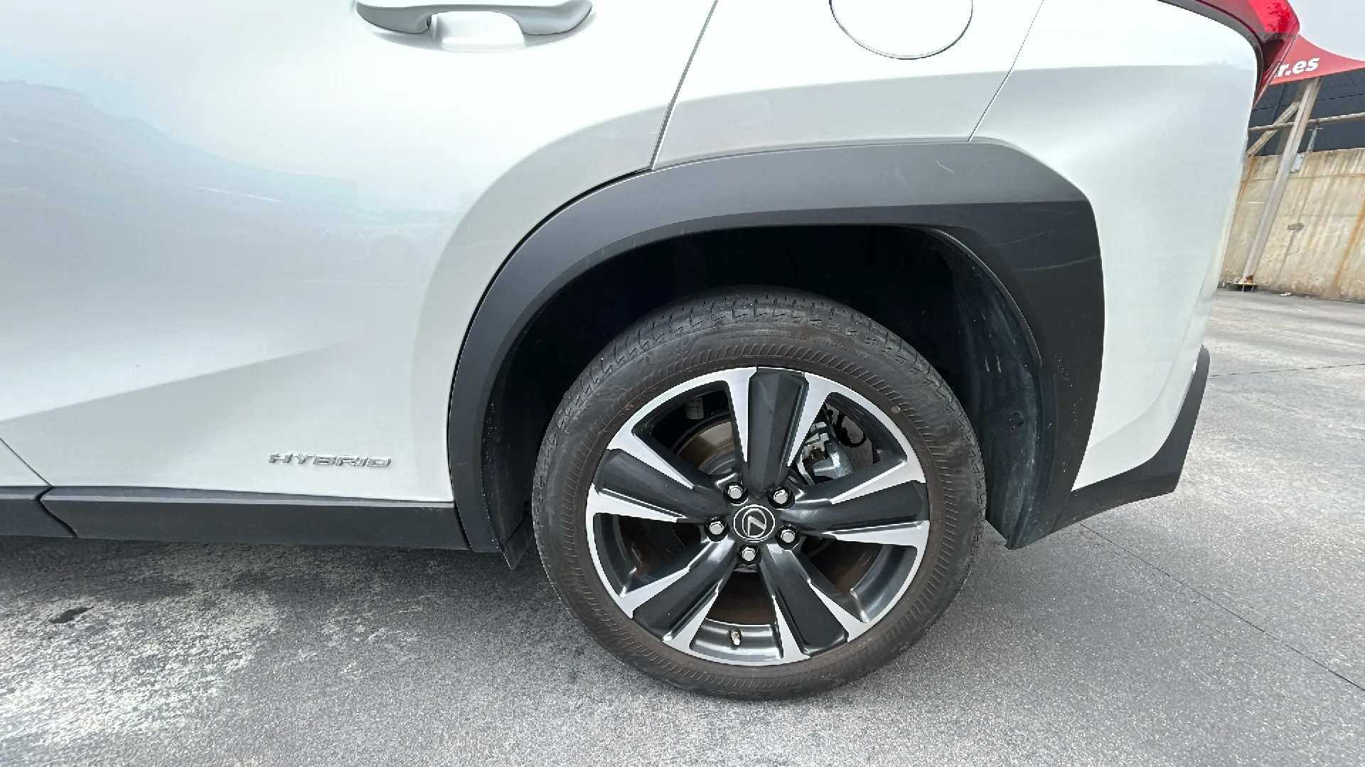 Lexus UX 2.0 250h Premium - foto 20