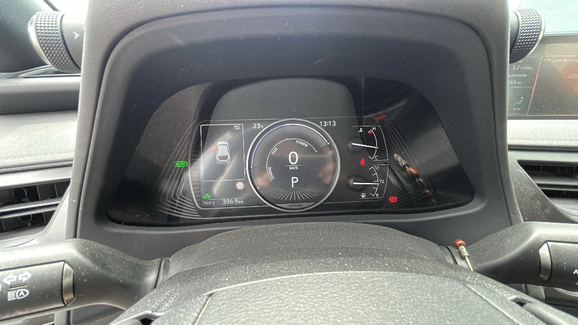 Lexus UX 2.0 250h Premium - foto 9