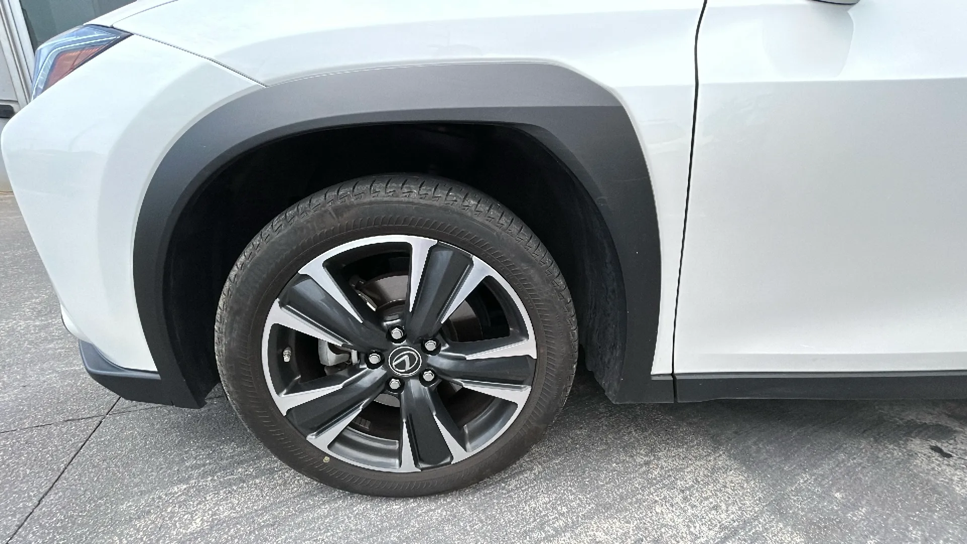 Lexus UX 2.0 250h Premium - foto 17