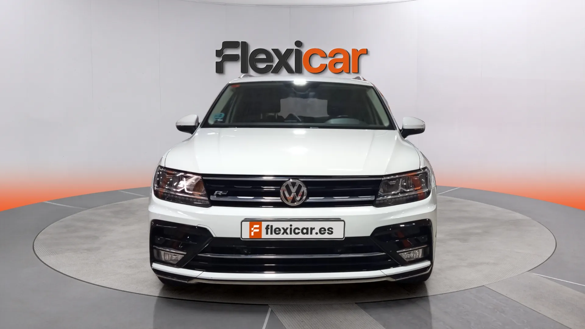 Volkswagen Tiguan R-Line 2.0 TDI BMT 4x2 - foto 2