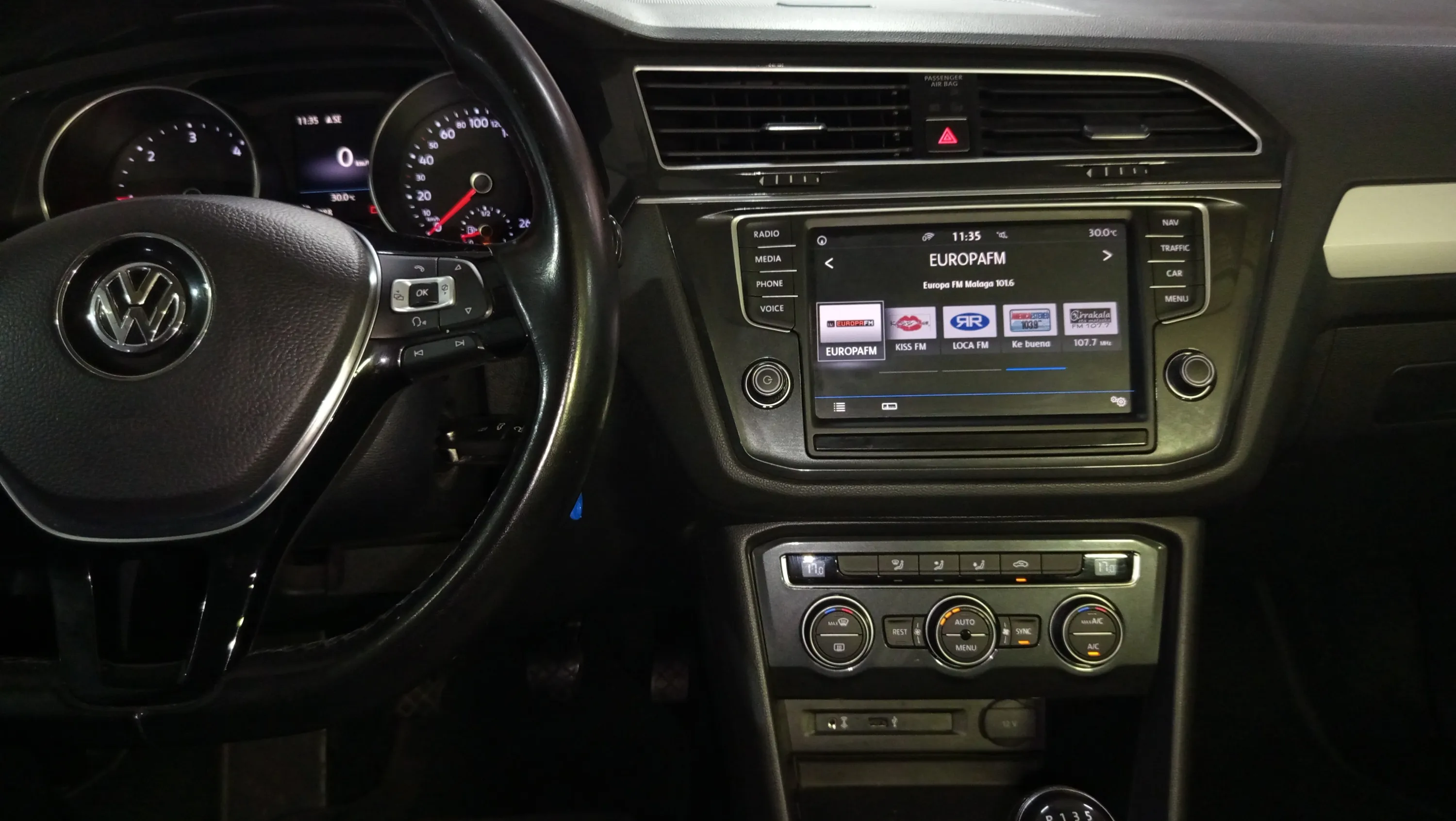 Volkswagen Tiguan R-Line 2.0 TDI BMT 4x2 - foto 11